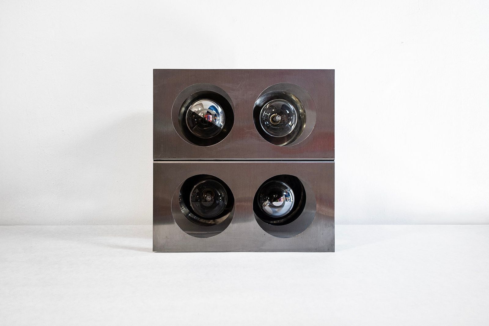 Sculpturele Lamp Met Vier Lichtpunten In Staal, Roche Bobois, Frankrijk, Ca. Jaren 1970 photo for sale