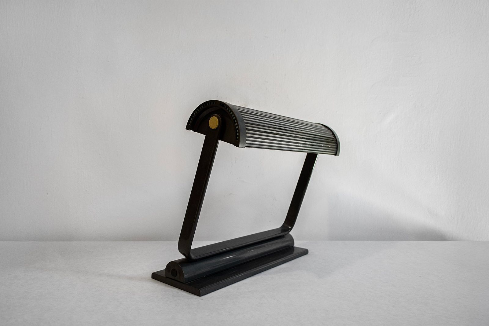 Eubea Bureaulamp Van Alberto Fraser Voor Artemide, Italië, Jaren 1980 photo furniture