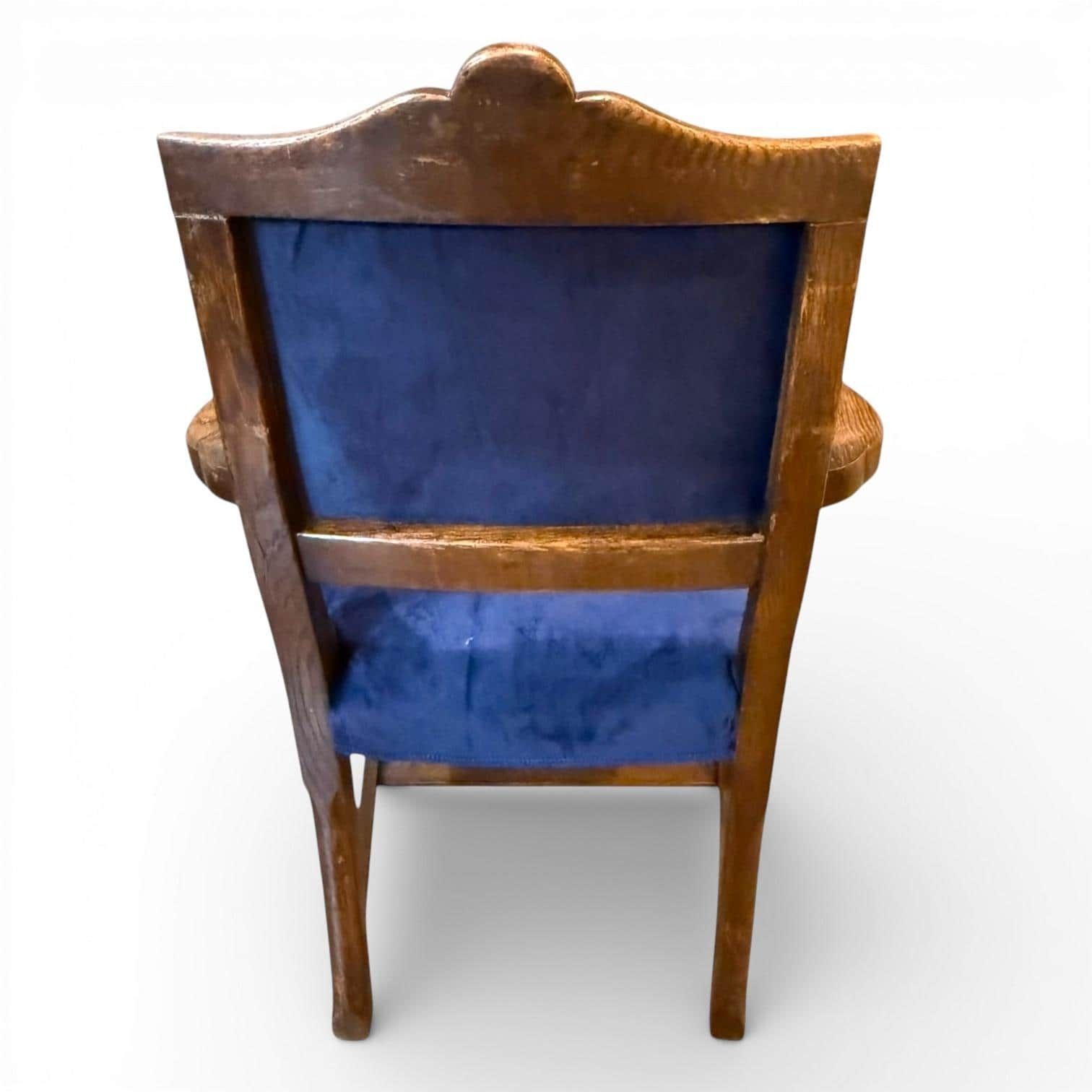 Antique Oak Armchair With Blue Velvet Upholstery – Carved Crest & Country House Style photo 250.0