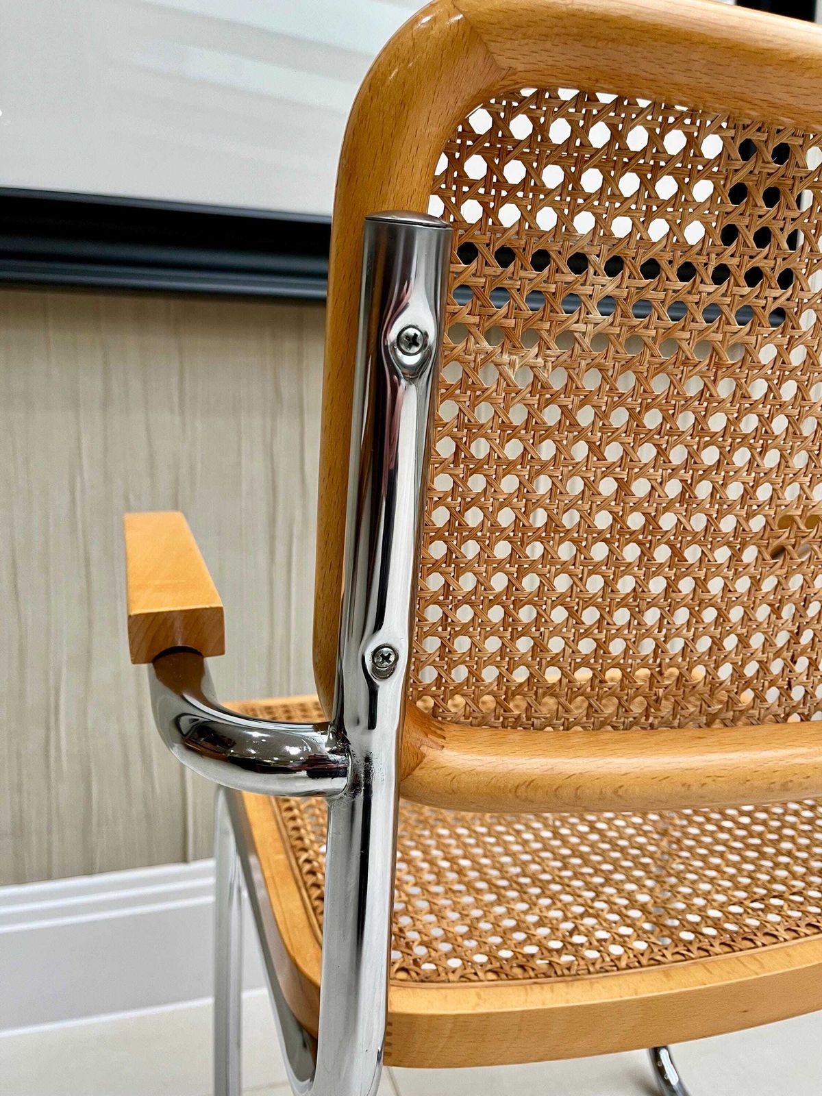 photo furniture Vintage Cesca Style Chrome & Cane Cantilever Carver Chair
