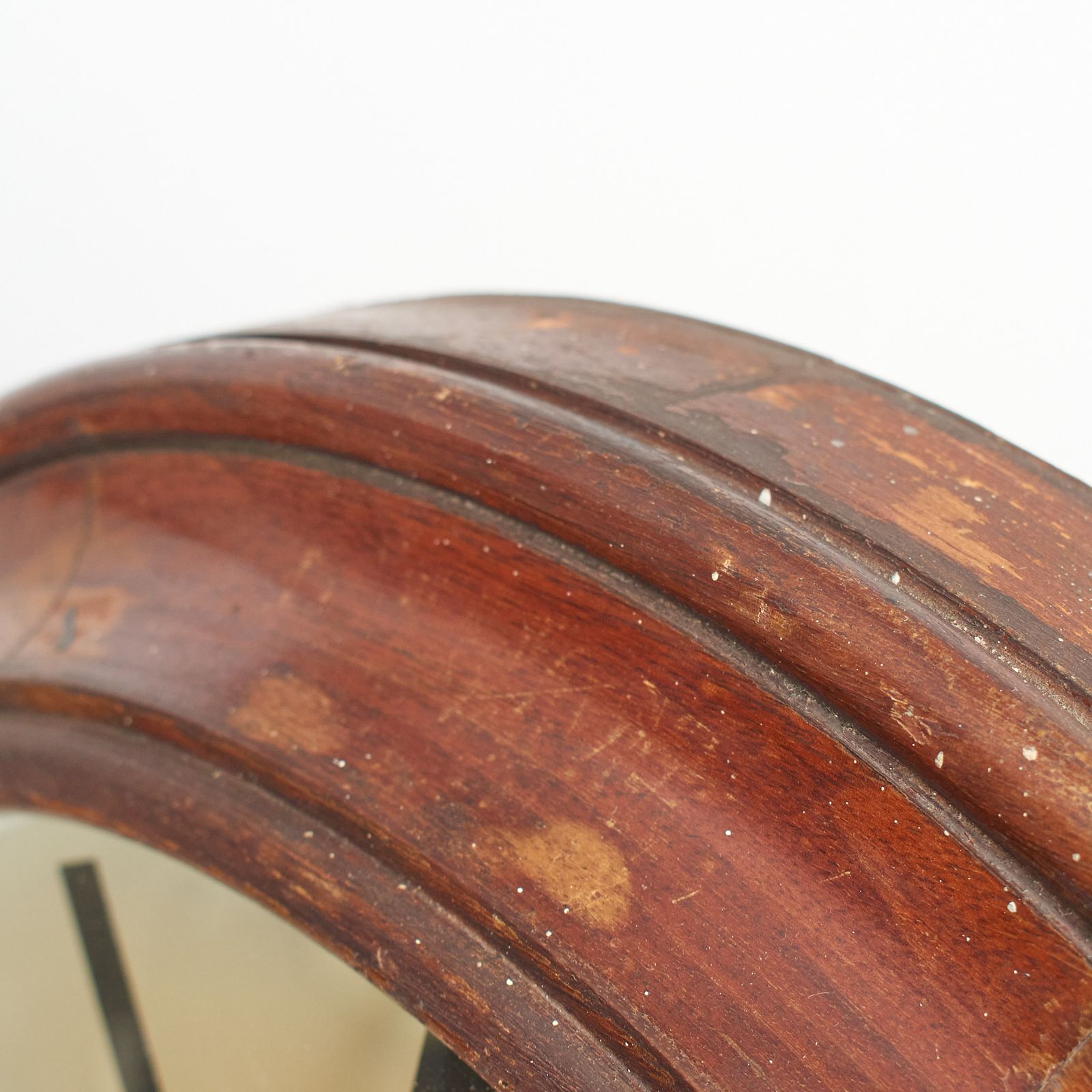 Large Antique Wooden Gents Of Leicester Station Wall Clock – B photo vinterior