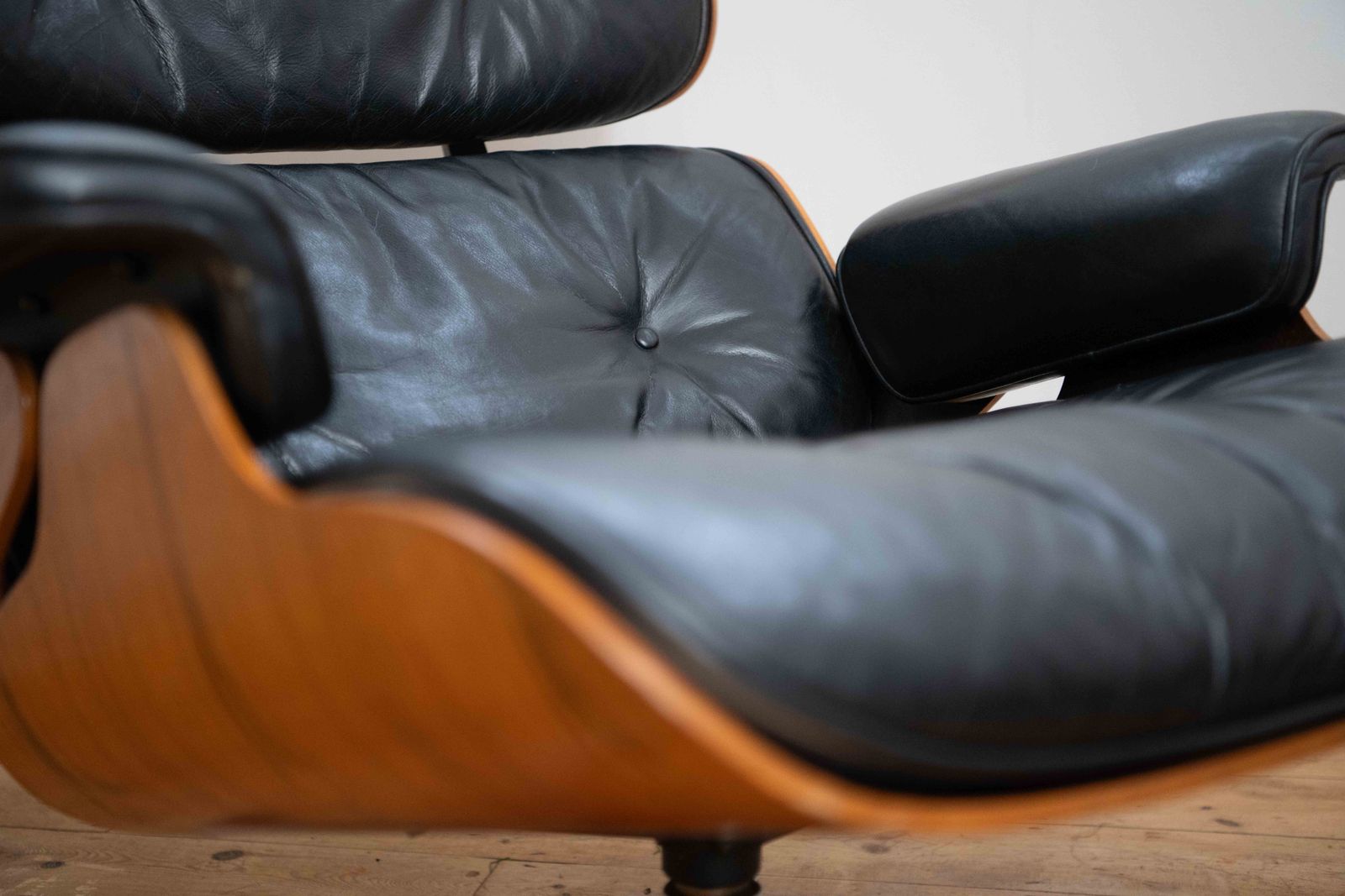 7500.0 Original Charles And Ray Eames For Herman Miller   Lounge Chair .Circa 1970 photo