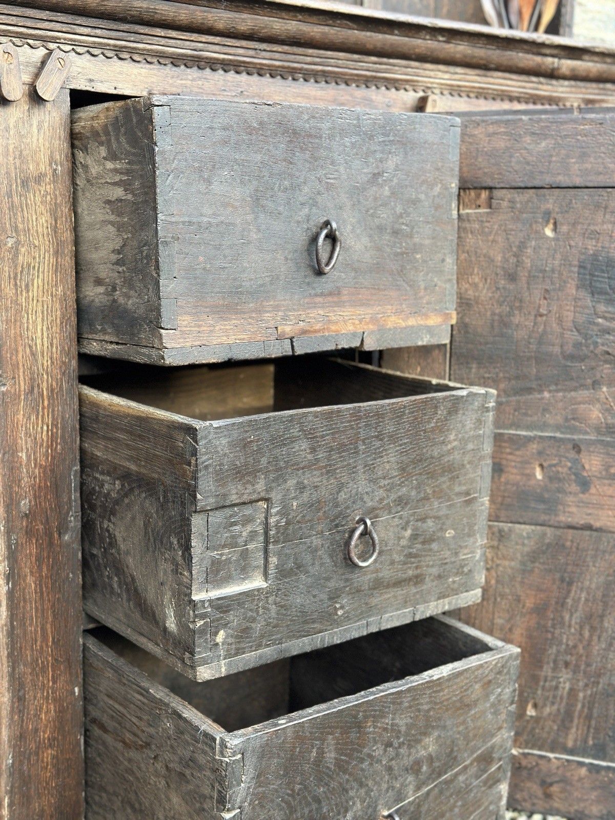Special Early 17th Century English Oak Dresser With Barley Twist Supports photo 3250.0