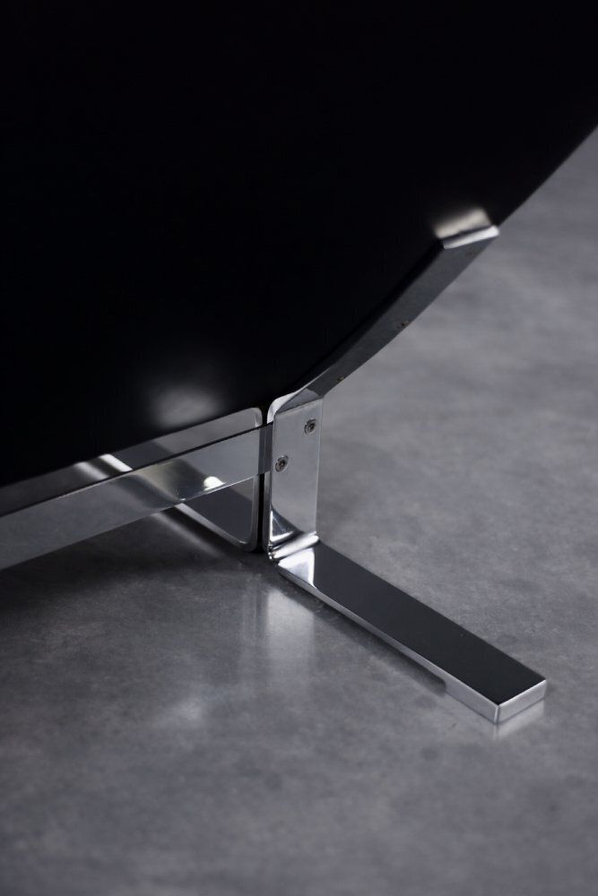 Furniture Mid Century Modern Danish Black Leather Lounge Chair By Georg Thams For A/S Vejen Polstermöbelfabrik, 1960s photo