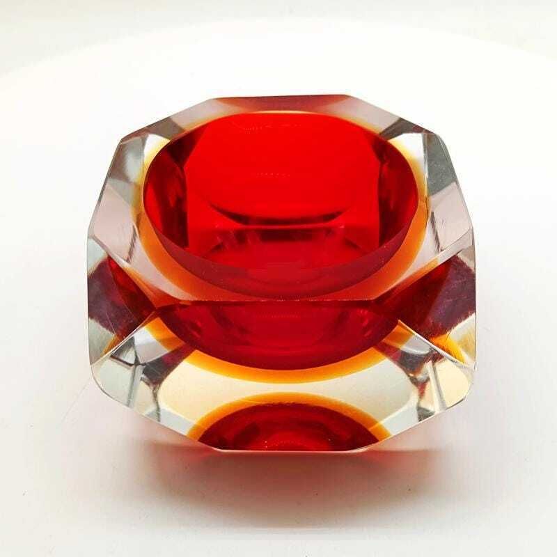 1960s Square Multifaceted Ashtray Or Catch All In Murano Glass By Flavio Poli For Seguso. Made In Italy. photo for sale
