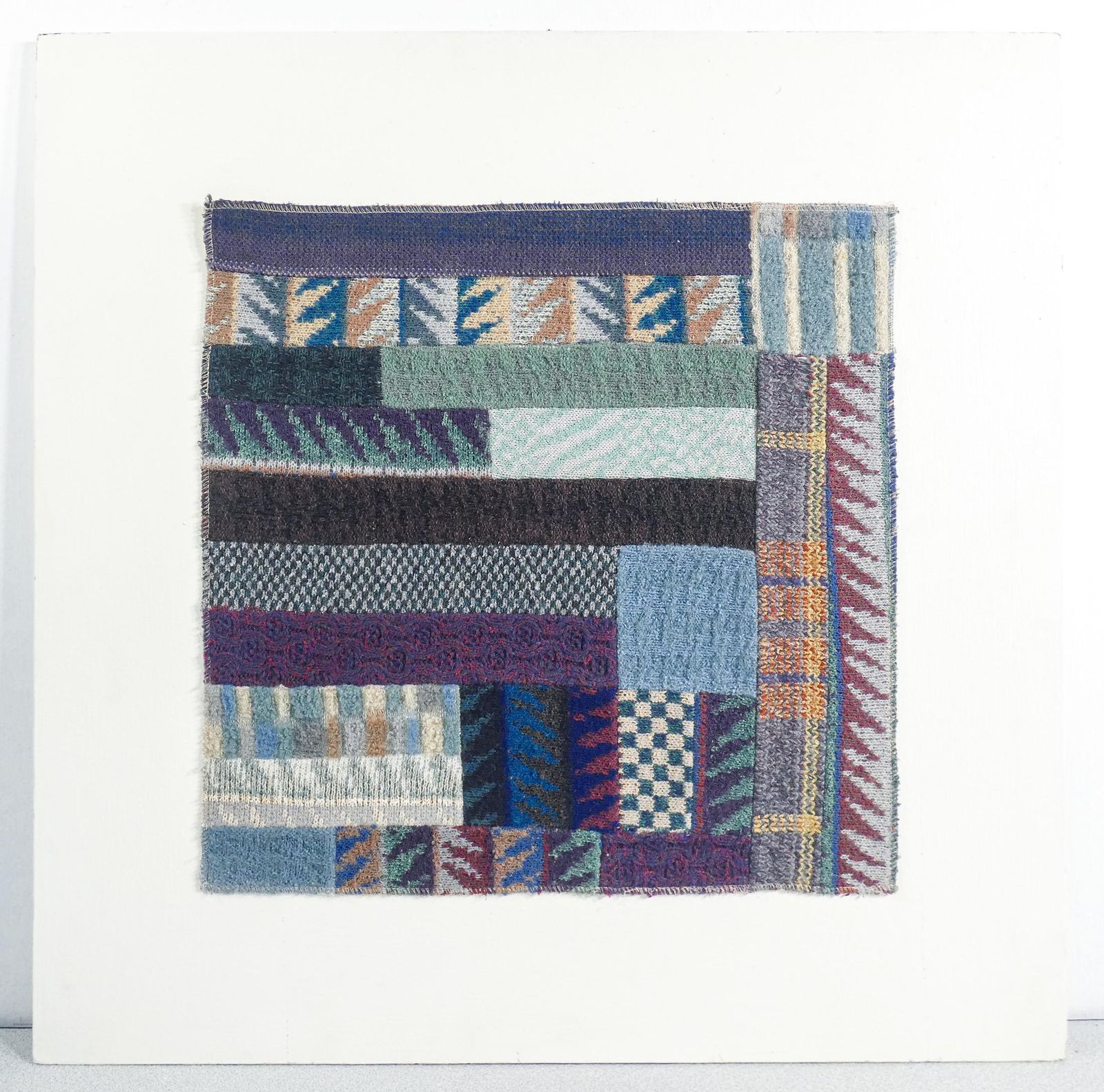 Tapestry, Design By Ottavio Missoni For Saporiti. Italy, 70s photo furniture