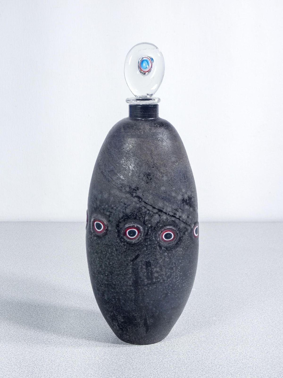 977.0 Pair Of Bottles From The Scavo Series, Design Alfredo Barbini. Murano, 70s photo