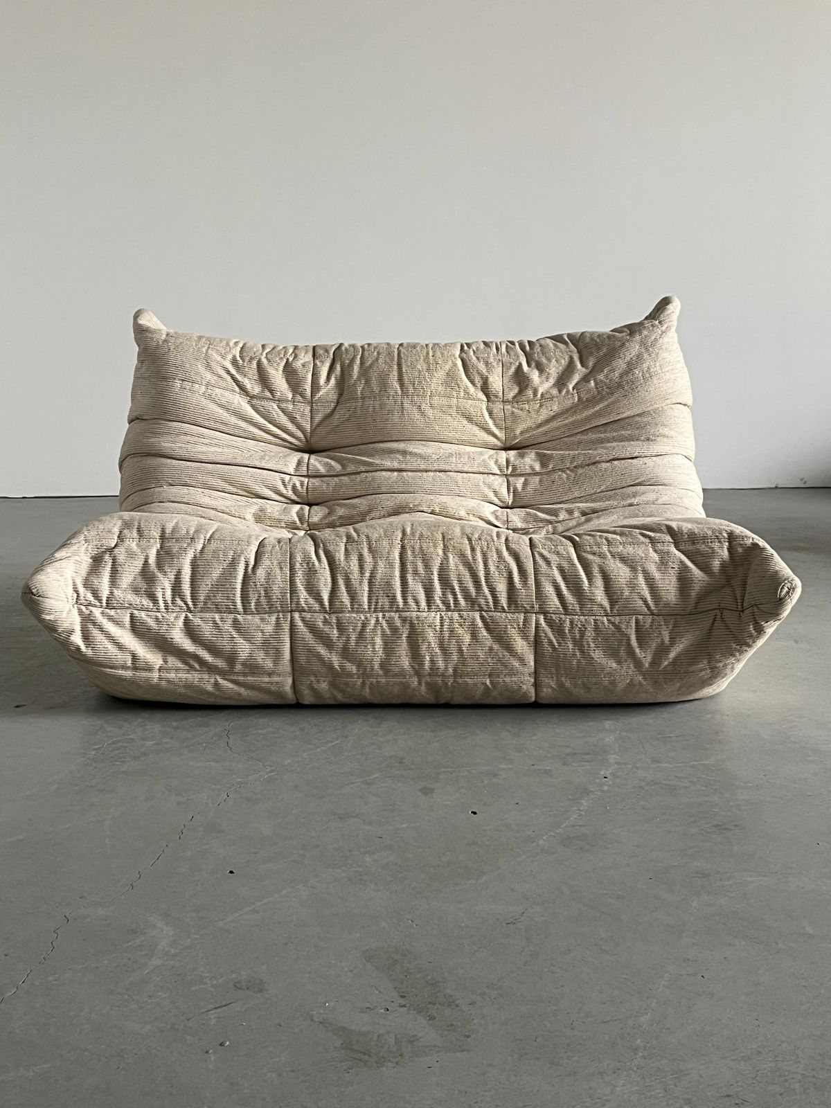 Vintage ‘Togo’ Two Seater Sofa By Michel Ducaroy In Off White Fabric, 70s France photo 3664.0