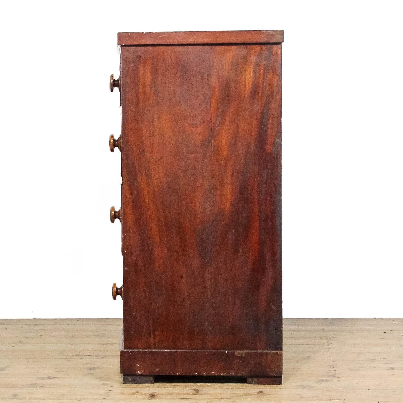 Victorian Mahogany Bow Front Chest Of Drawers photo 695.0