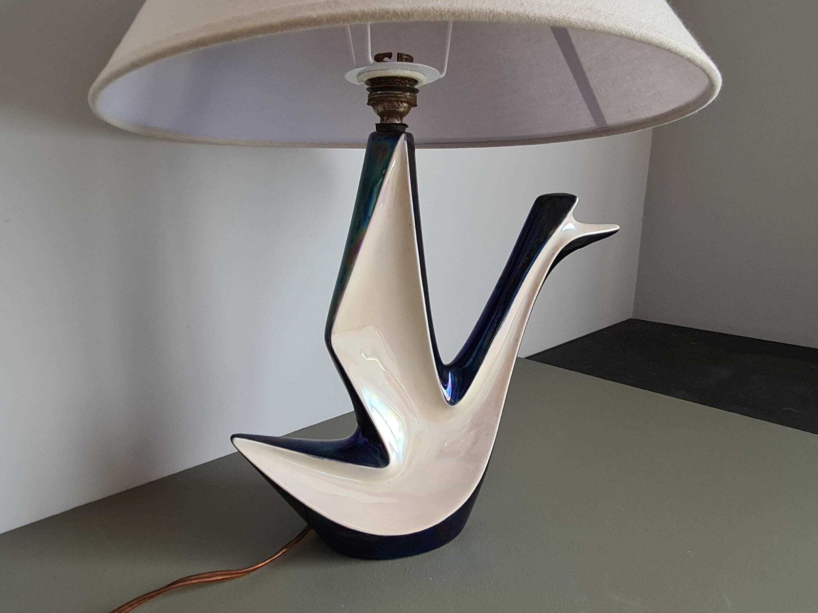 Vintage Ceramic Table Lamp – Sculptural Mid Century Lamp – Art Deco Modern Lighting – Designer Style Statement Lamp   French Design photo 250.0