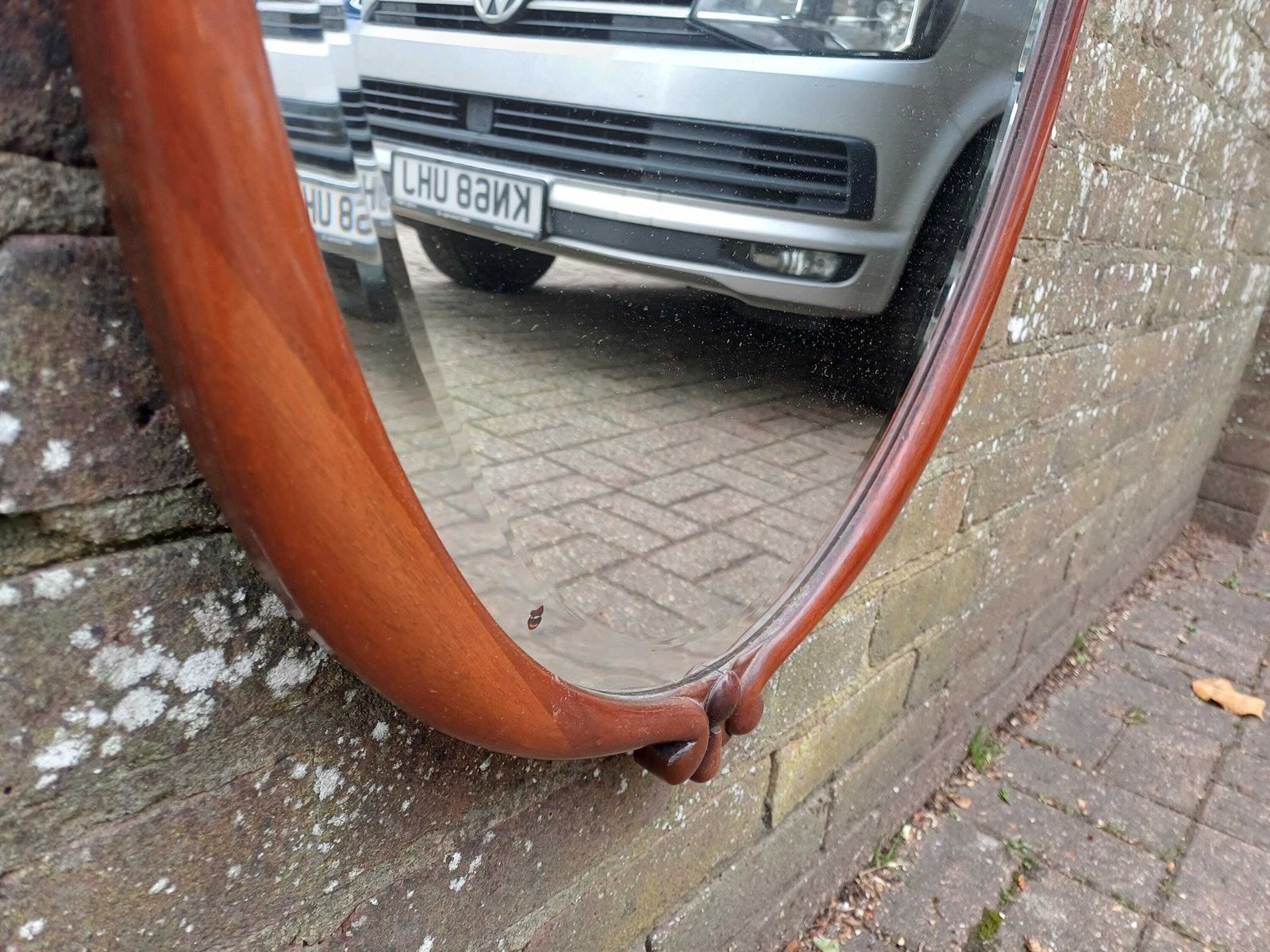 photo vinterior Large Unusual Late Victorian Mahogany Oval Wall Mirror Carved Frame, Wide Bevelled Glass, Elegant Antique Statement Piece