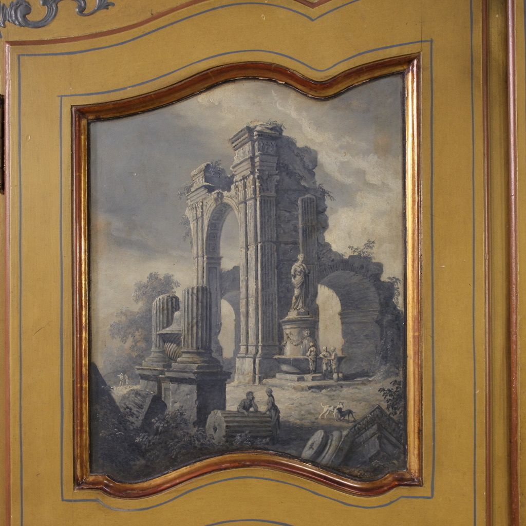 6400.0 Small Lacquered, Gilded And Painted Piedmontese Wardrobe From The 20th Century photo