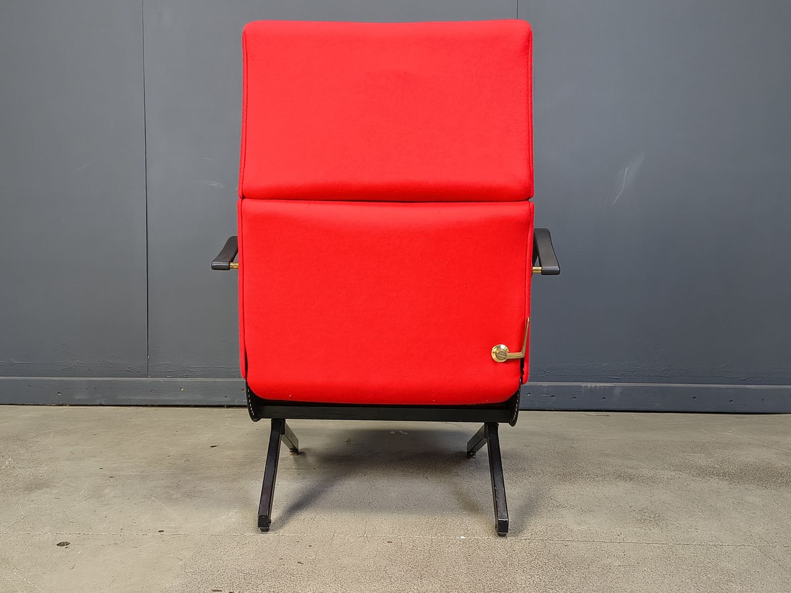 3750.0 Vintage P40 Lounge Chair By Osvaldo Borsani For Tecno, 1960s photo