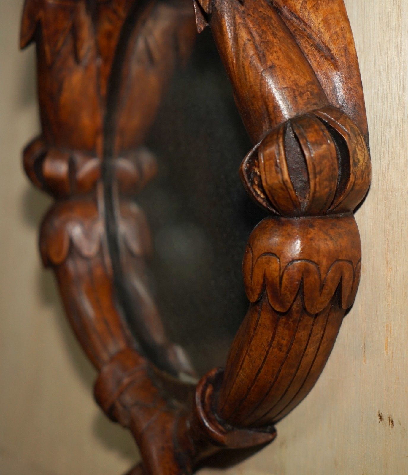 photo vinterior Fine Antique Original Black Forest Folk Art Wall Mirror Of Chap With Bee On Nose