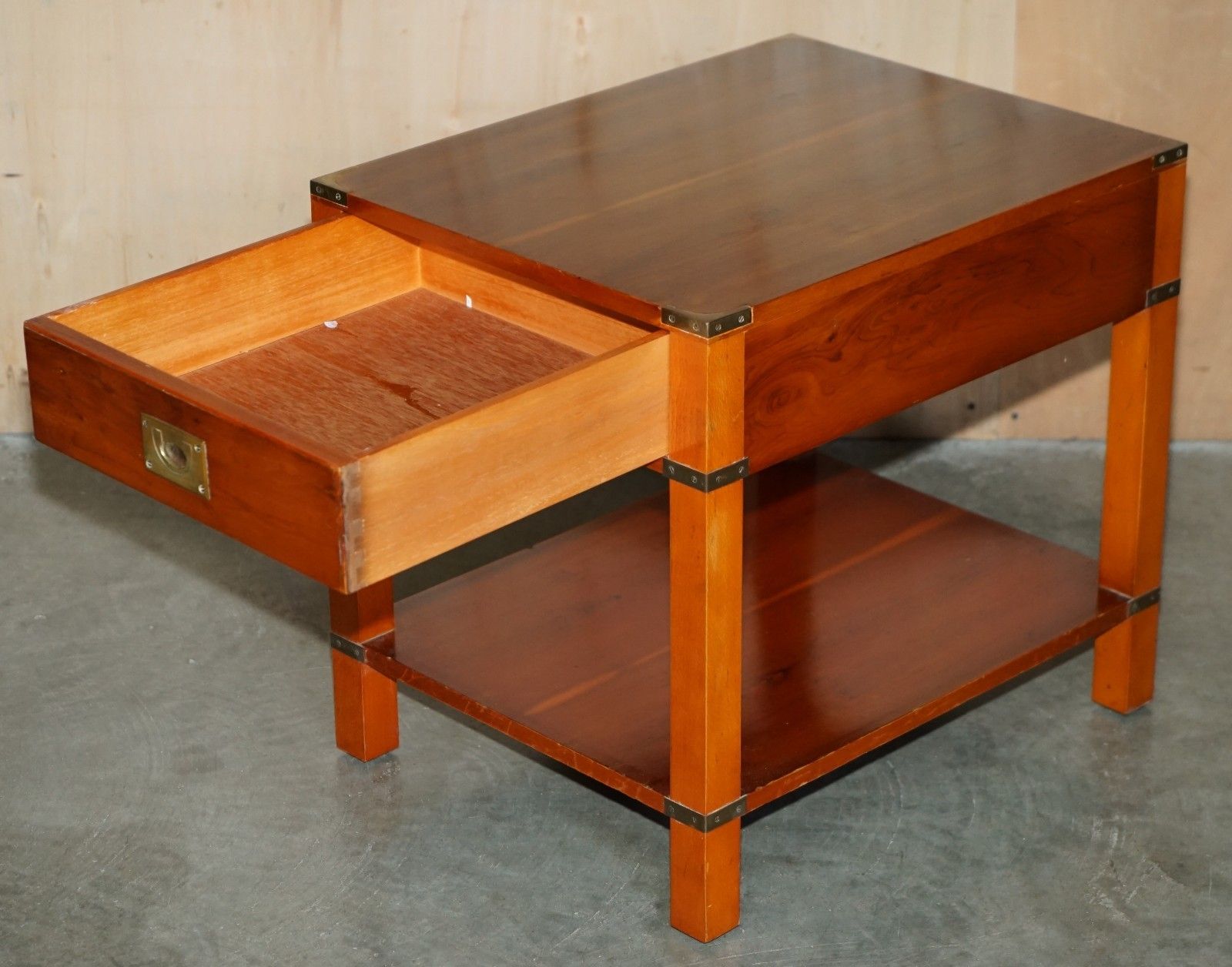 photo vintage Fully Restored Military Campaign Style Yew Wood Single Drawer Side End Table
