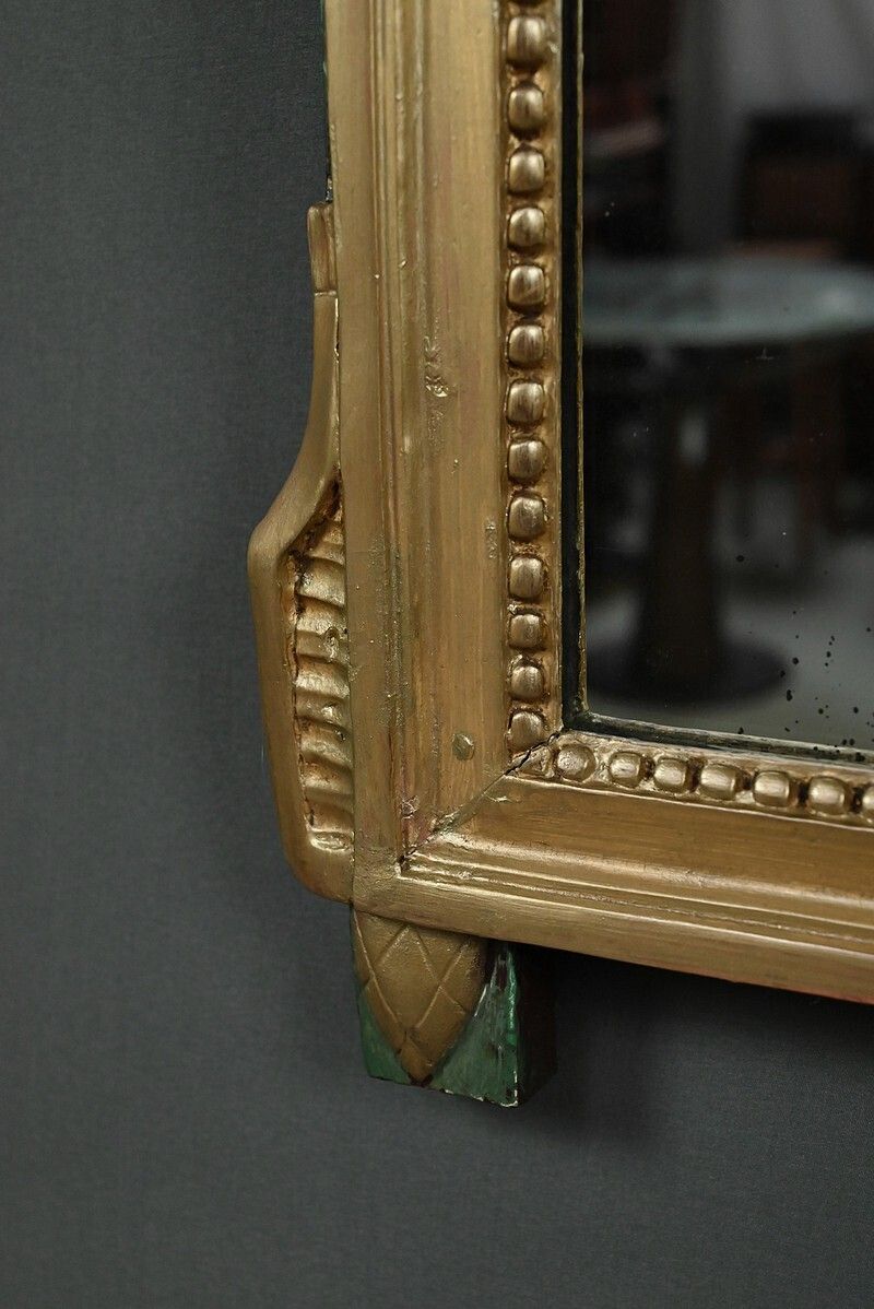photo furniture Giltwood Mirror, Louis XVI Style – Early 20th Century
