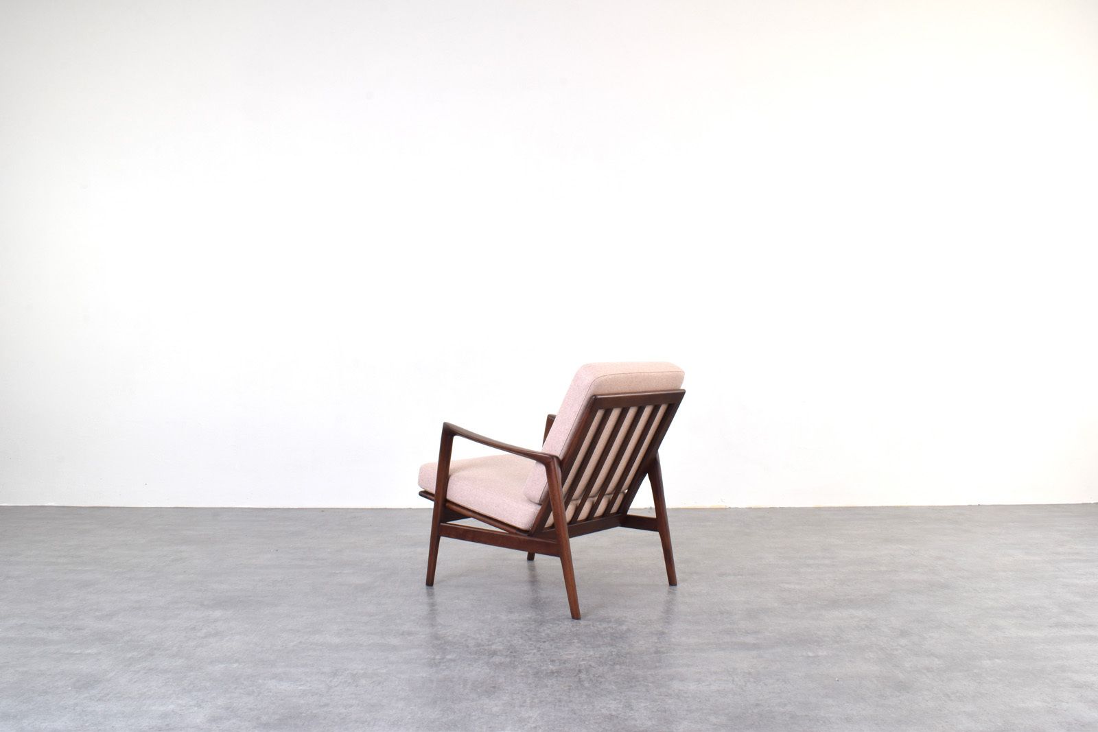 photo for sale Mid Century Stefan Lounge Chairs, 1960s, Set Of 2
