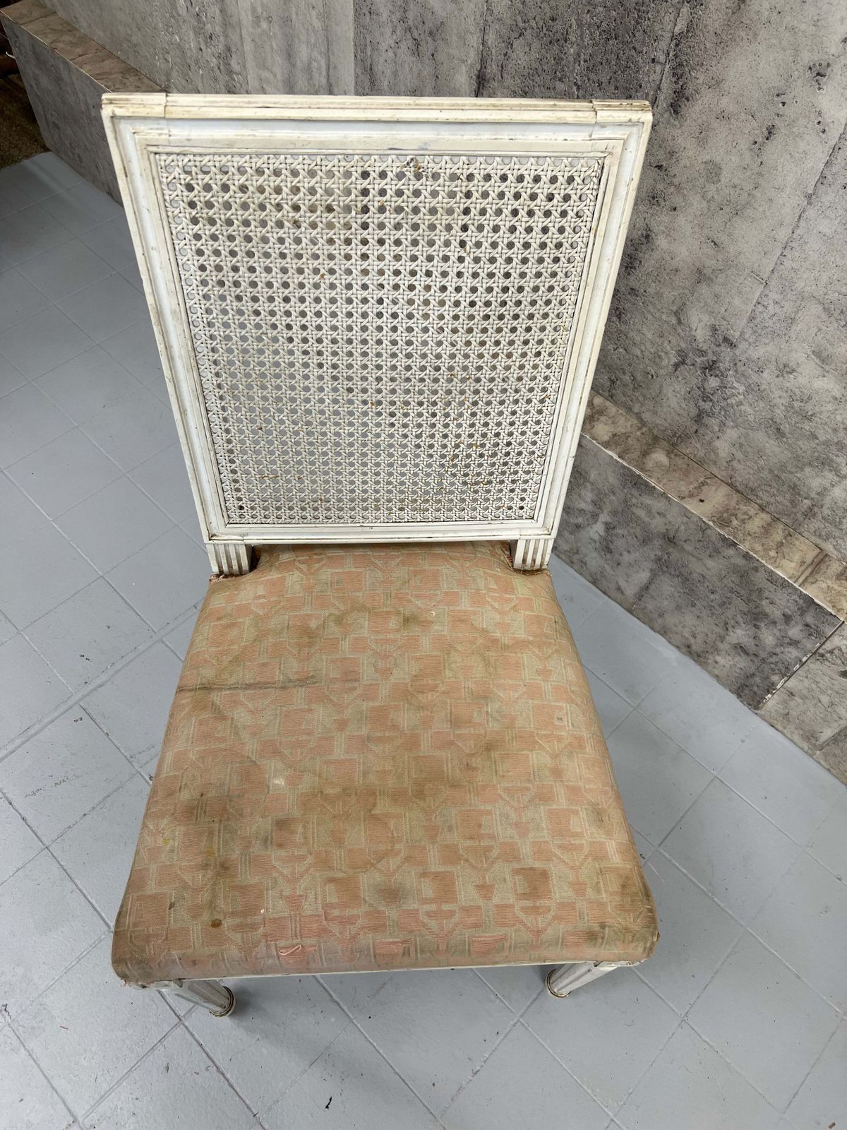 Set Of Four White Shabby Chic Cane Dining Chairs To Reupholster photo 240.0