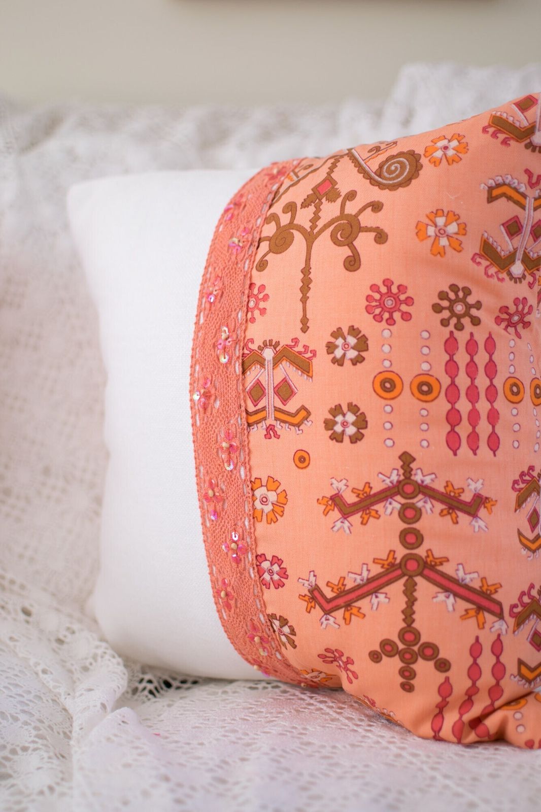 Pair Of Retro Cushions Peach Coral Pillows Cotton Lace Throw Pillows Unused Vintage Linen Pillow Cases 2 Ethnic Handmade Cushions photo 75.0