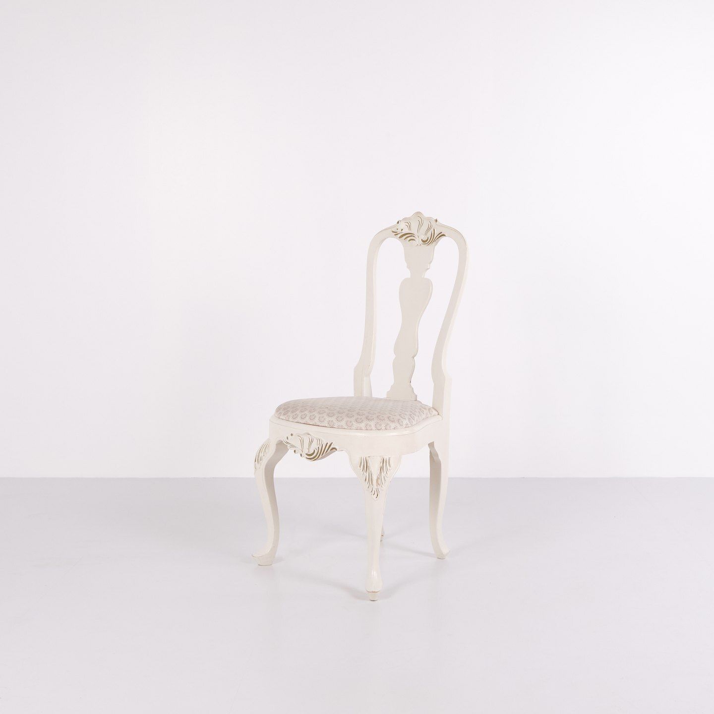 Set Of Six Dining Chairs   New Rococo Style   White Painted With Decorative Details   Year 1920s photo 1920.0
