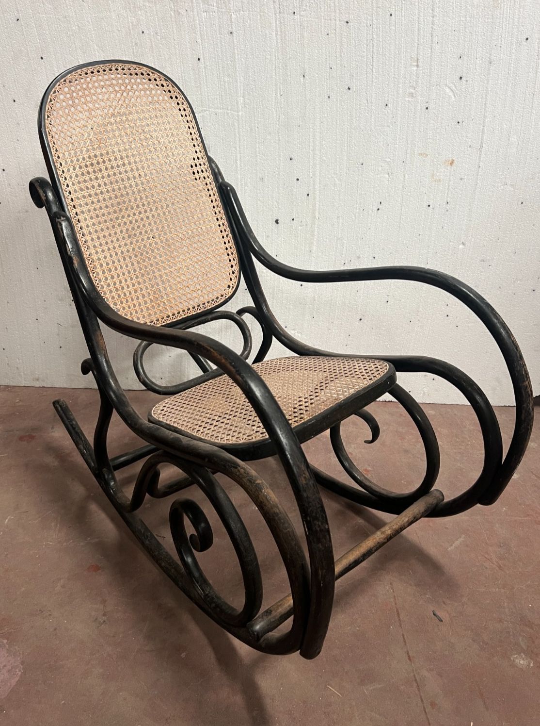 Rocking Chair Curved Wooden Rocking Chair 20th Century