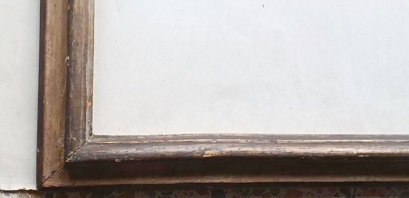 Antique Tuscan Lacquered And Gilded Frame From The 18th Century photo for sale