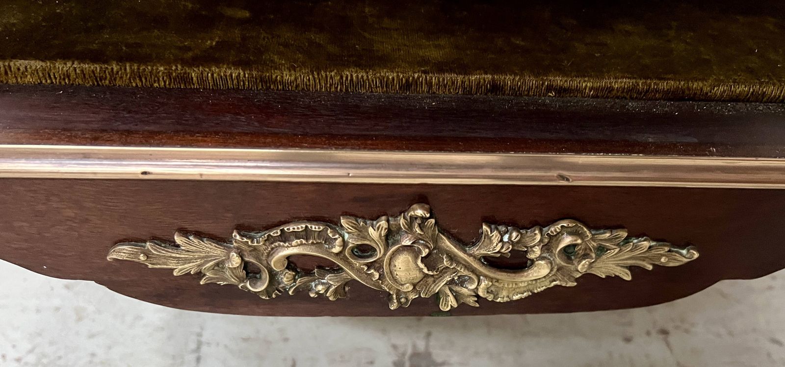 photo for sale Louis XV Style Display Cabinet In Mahogany And Bronze, 19th Century.
