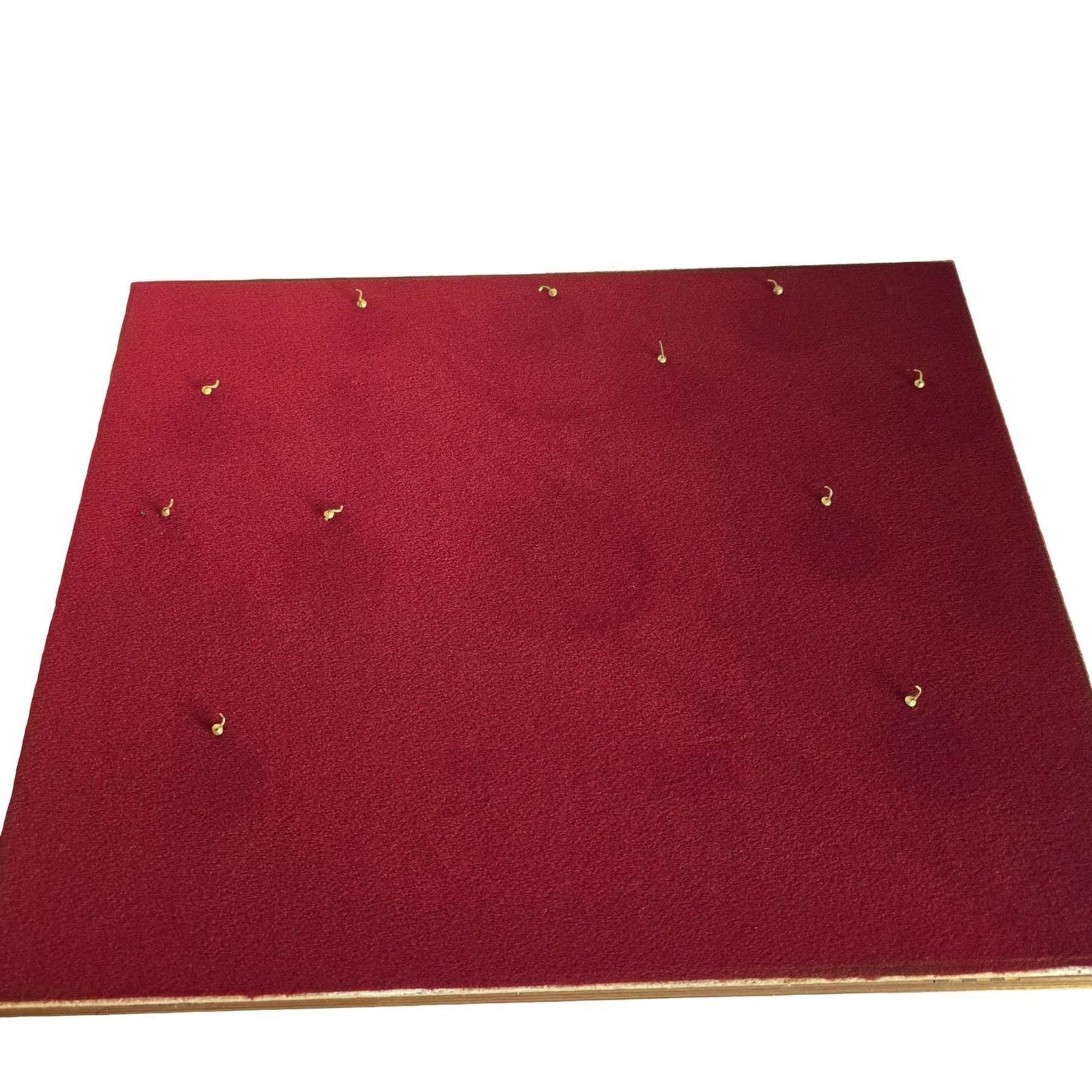 Vintage Houten Medaillekast Met Opening Aan De Achterzijde, Rode Fluwelen Bekleding En 11 Haken photo Meubels