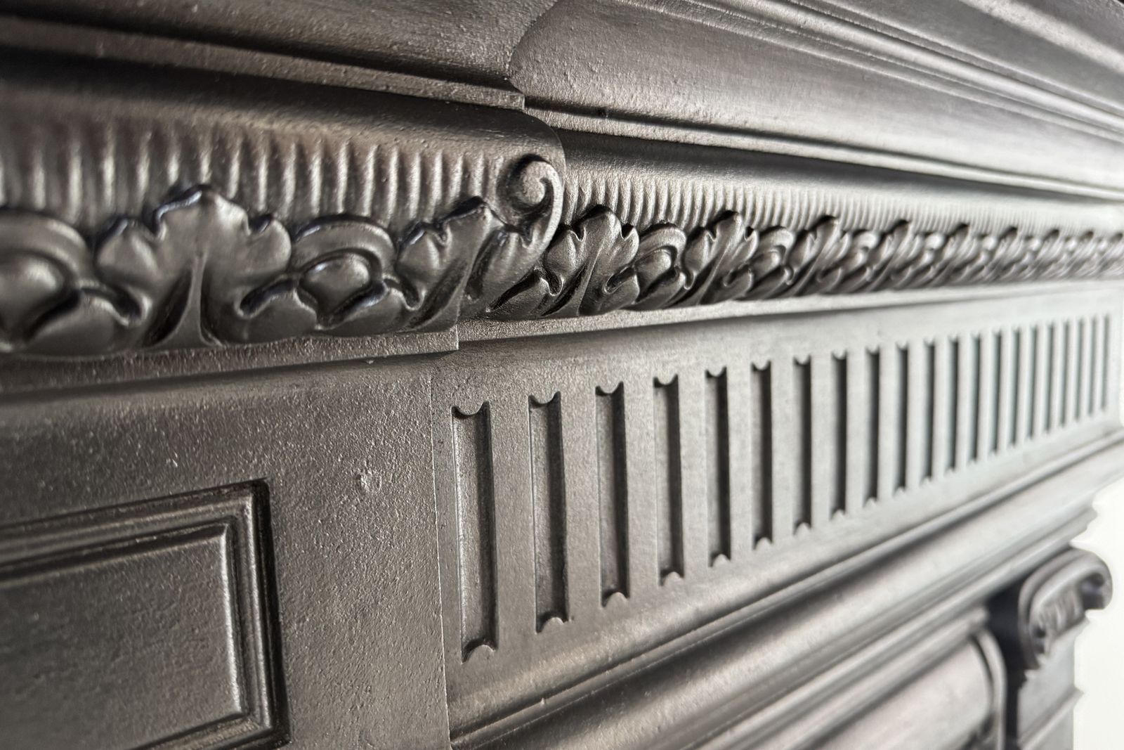 photo furniture Large Antique Late Victorian Cast Iron Fireplace Surround