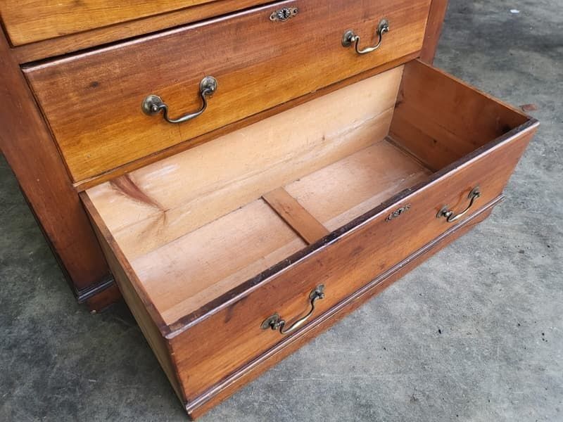 photo furniture Antique Edwardian Small 2 Over 2 Chest Of Drawers