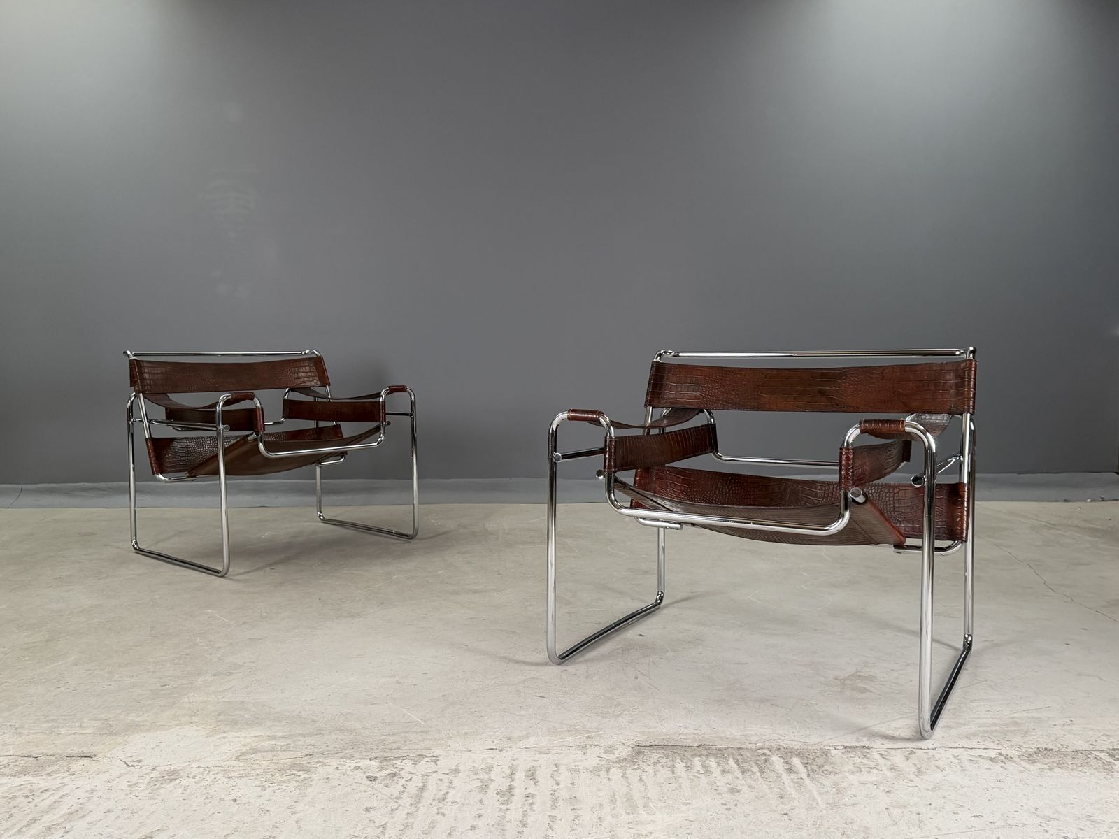 Crocodile Leather Wassily B3 Two 2 Lounge Chair. By Marcel Breuer. Brown Tan Mahogany Leather And Chrome Bauhaus Lounge Club Accent Chair Pair