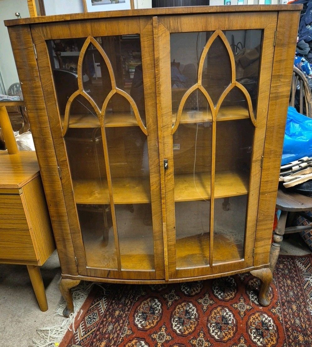 Beautiful 2 Door Antique Display Cabinet With Key, On Cabrio Legs