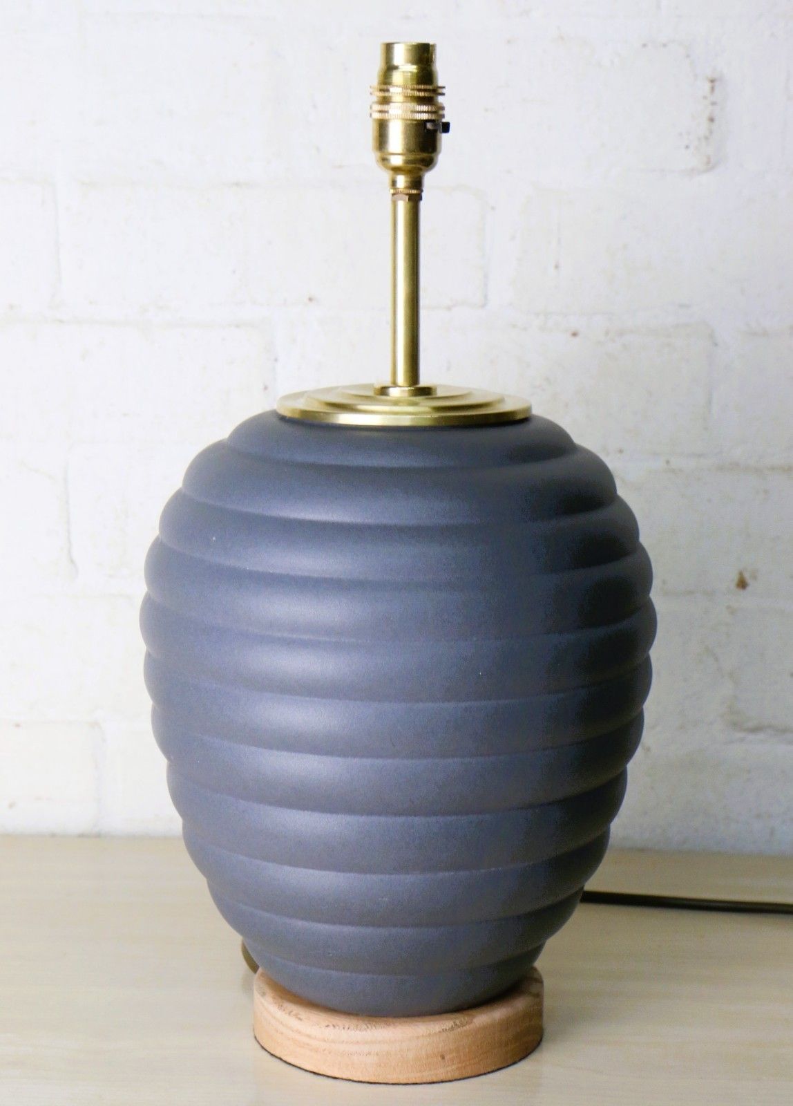 Table Lamp Studio Vintage Ceramic Art Deco Beehive Lamp Mid 20th Vgc photo 125.0