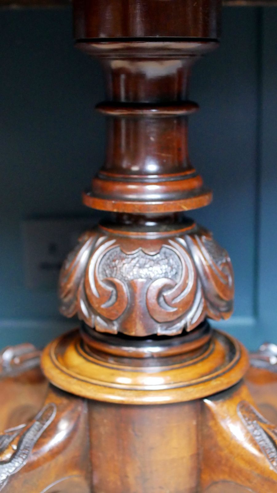 Victorian Serpentine Burr Walnut Console Hall Side Games Table photo vinterior