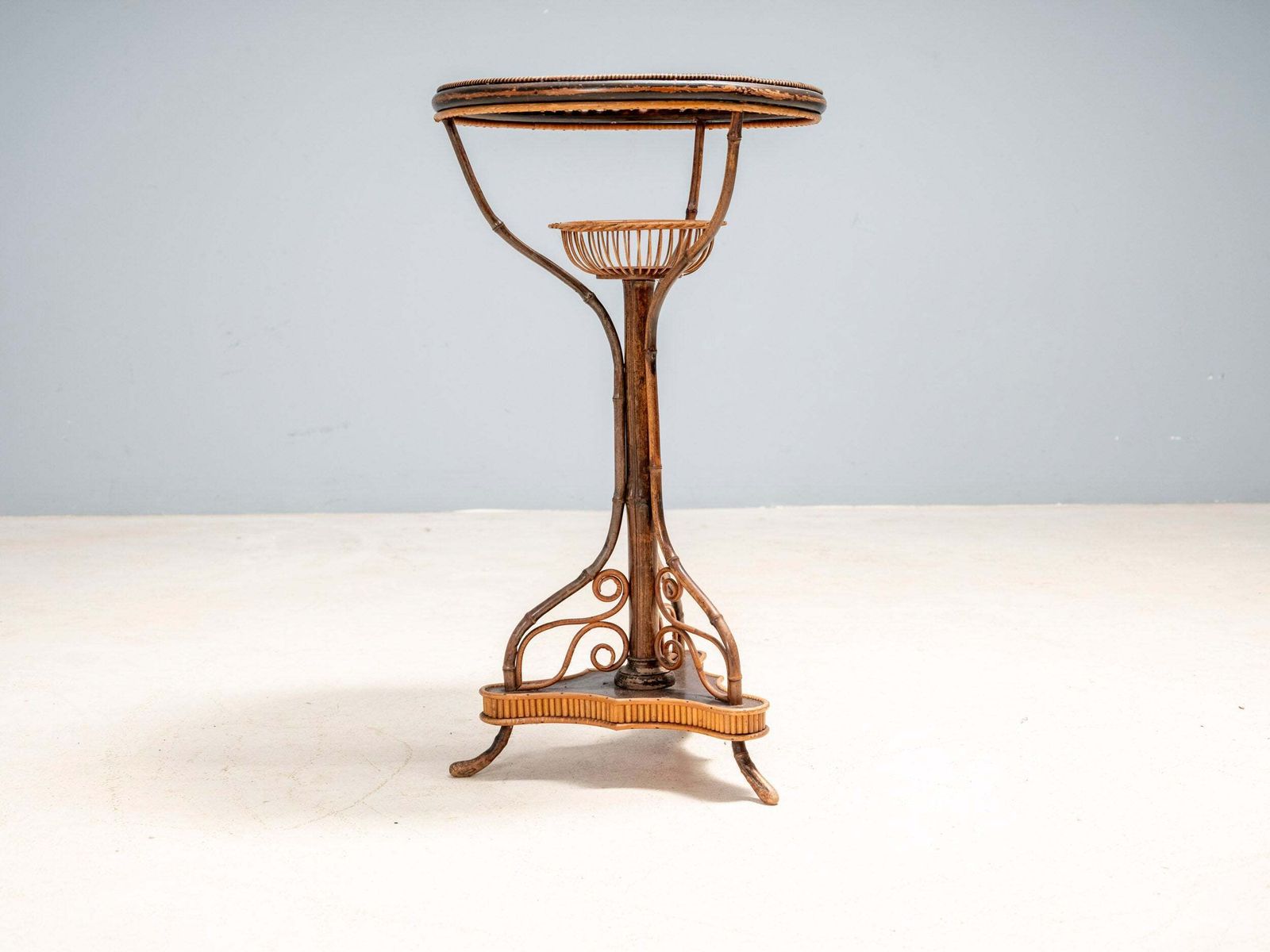 Art Nouveau Bentwood & Rattan Pedestal Table, Central Europe, C. 1900–1925 photo 2267.0