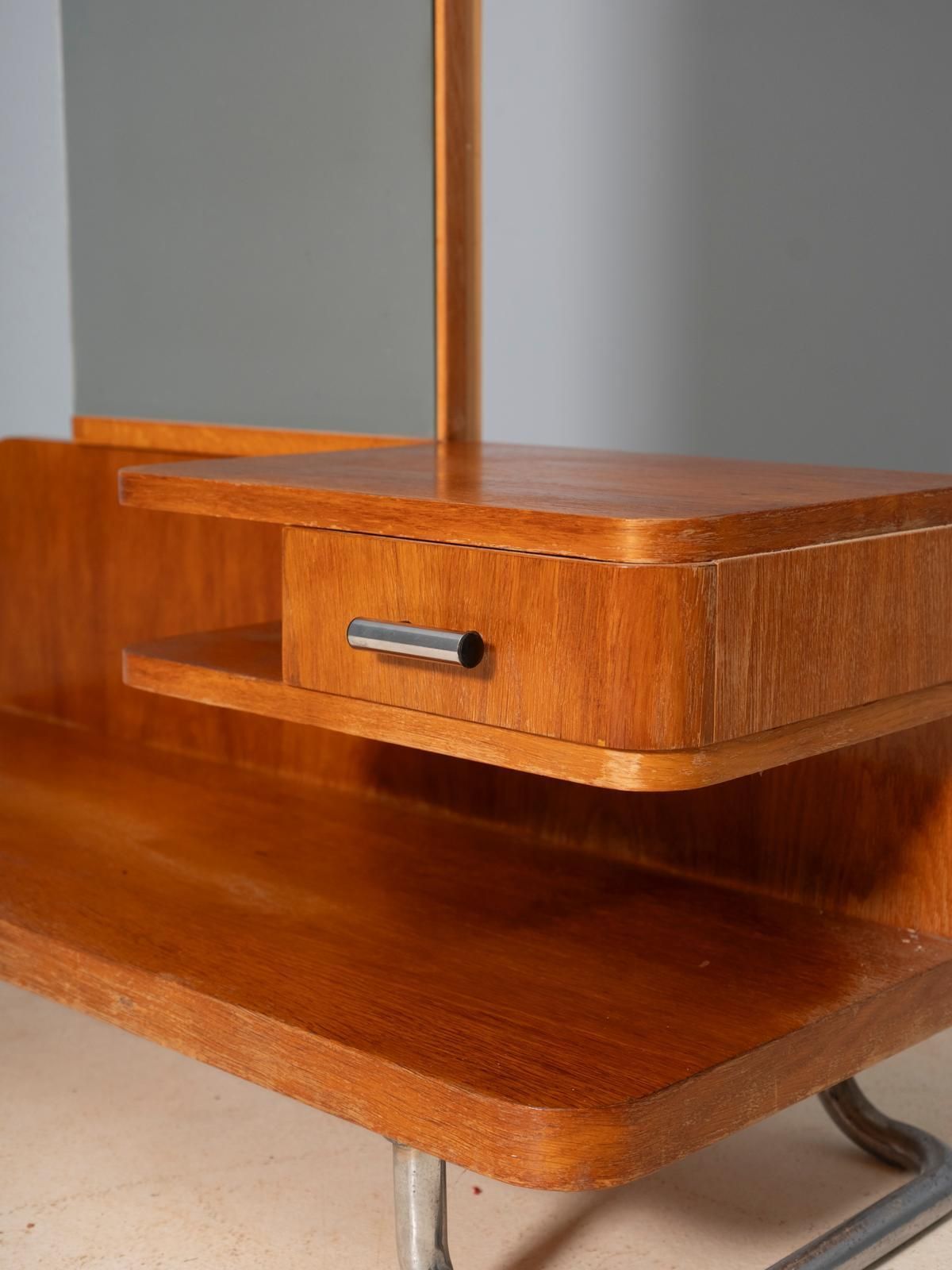 Functionalistisch Kapstokmeubel Met Spiegel, Tsjecho Slowakije, Jaren 1930 photo Woonaccessoires