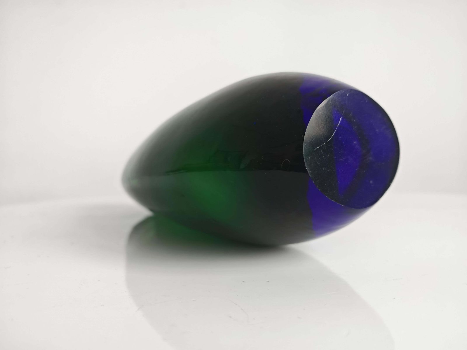 Mid Century Modern Cobalt Blue And Green Murano Glass Vase By Sommerso, 1970s photo vinterior