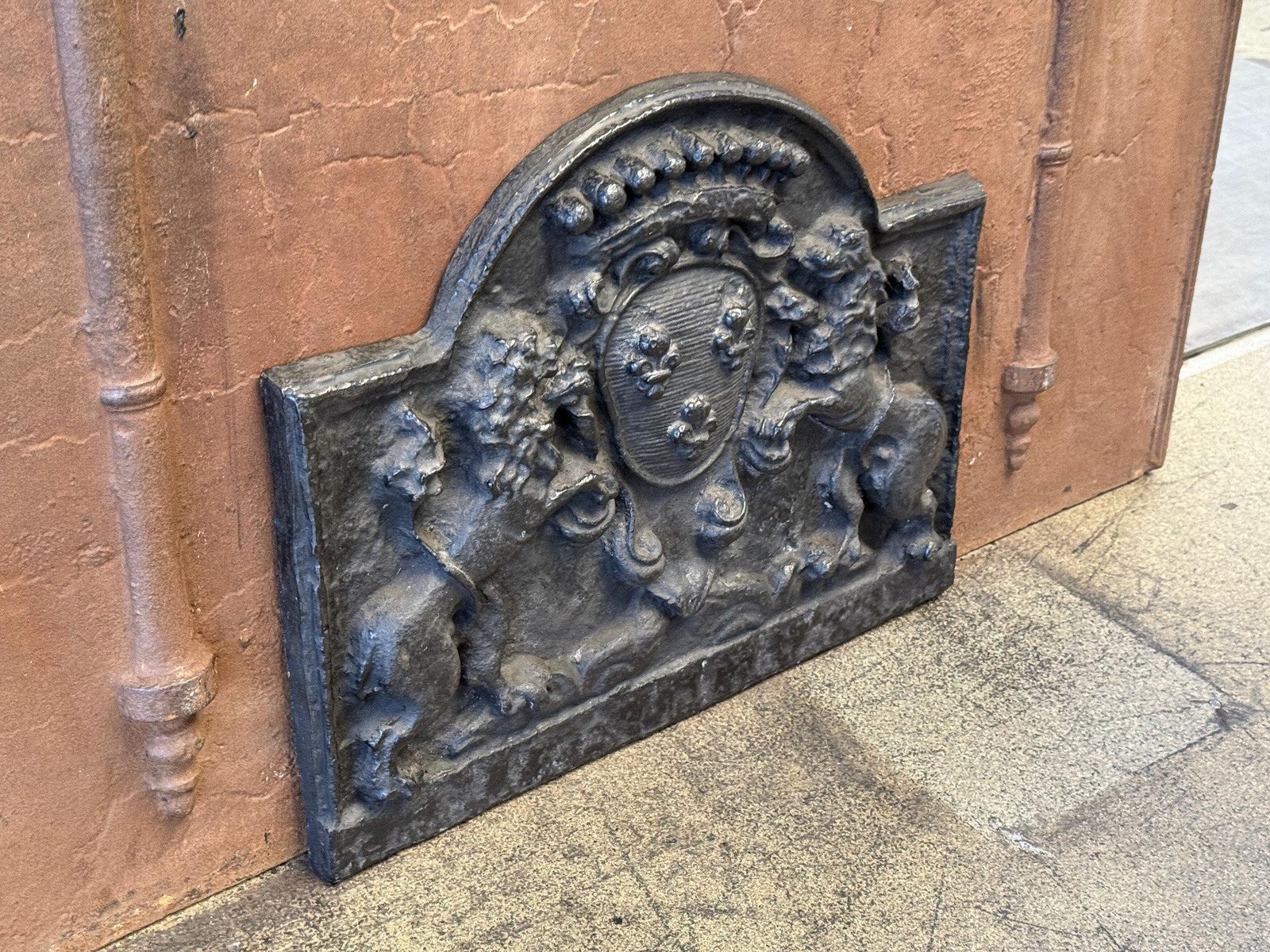 20th Century Louis XIV Style 'Arms Of France' Fireback / Backsplash photo vinterior