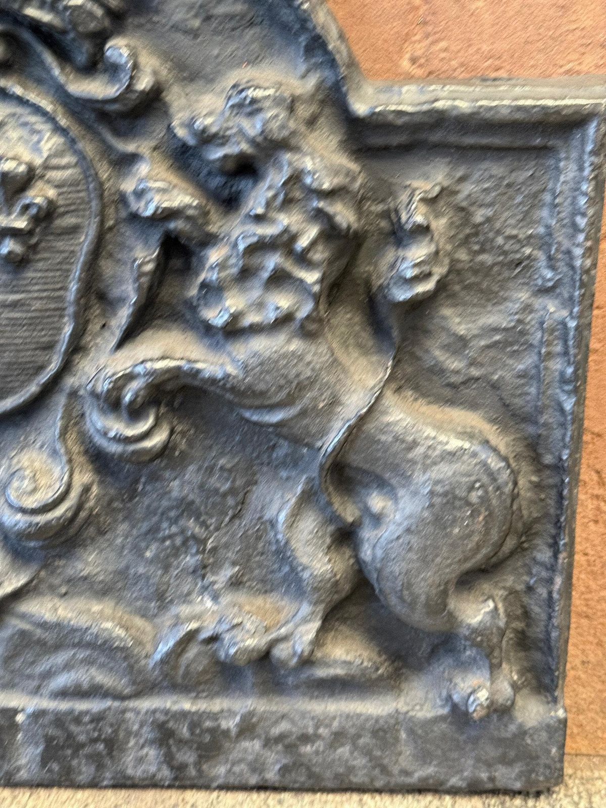 photo for sale 20th Century Louis XIV Style 'Arms Of France' Fireback / Backsplash