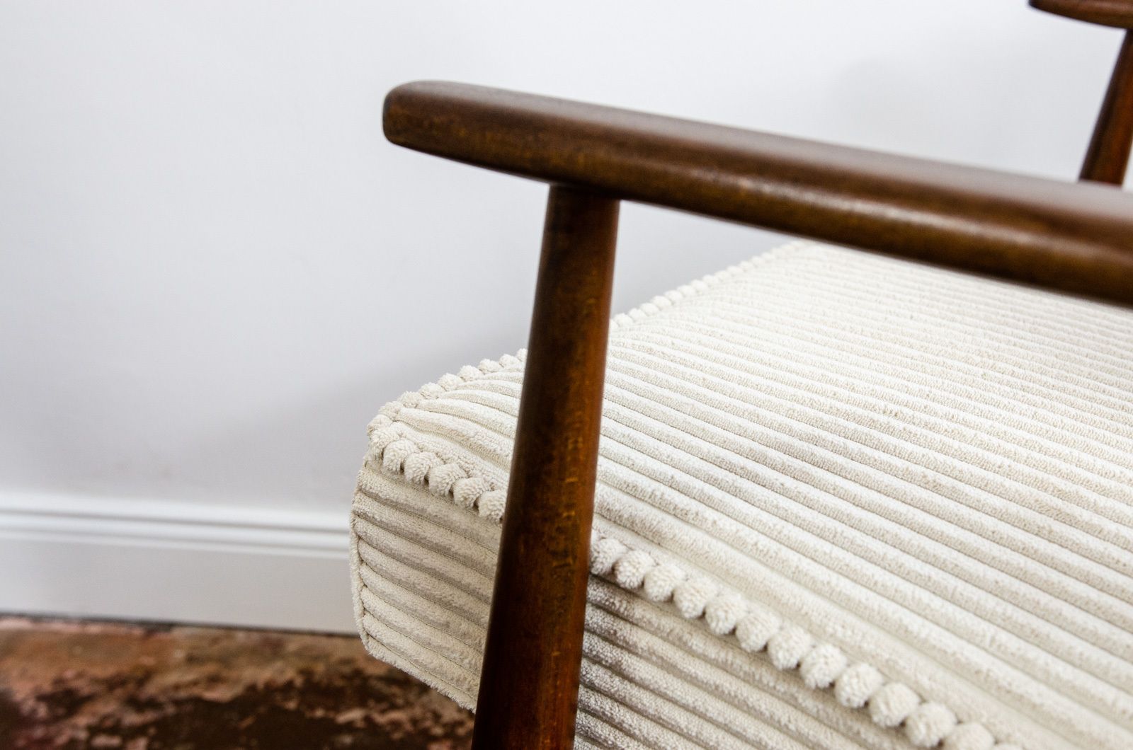 photo vintage Vintage Armchairs Designed By H. Lis, Poland, 1960's, Set Of 2