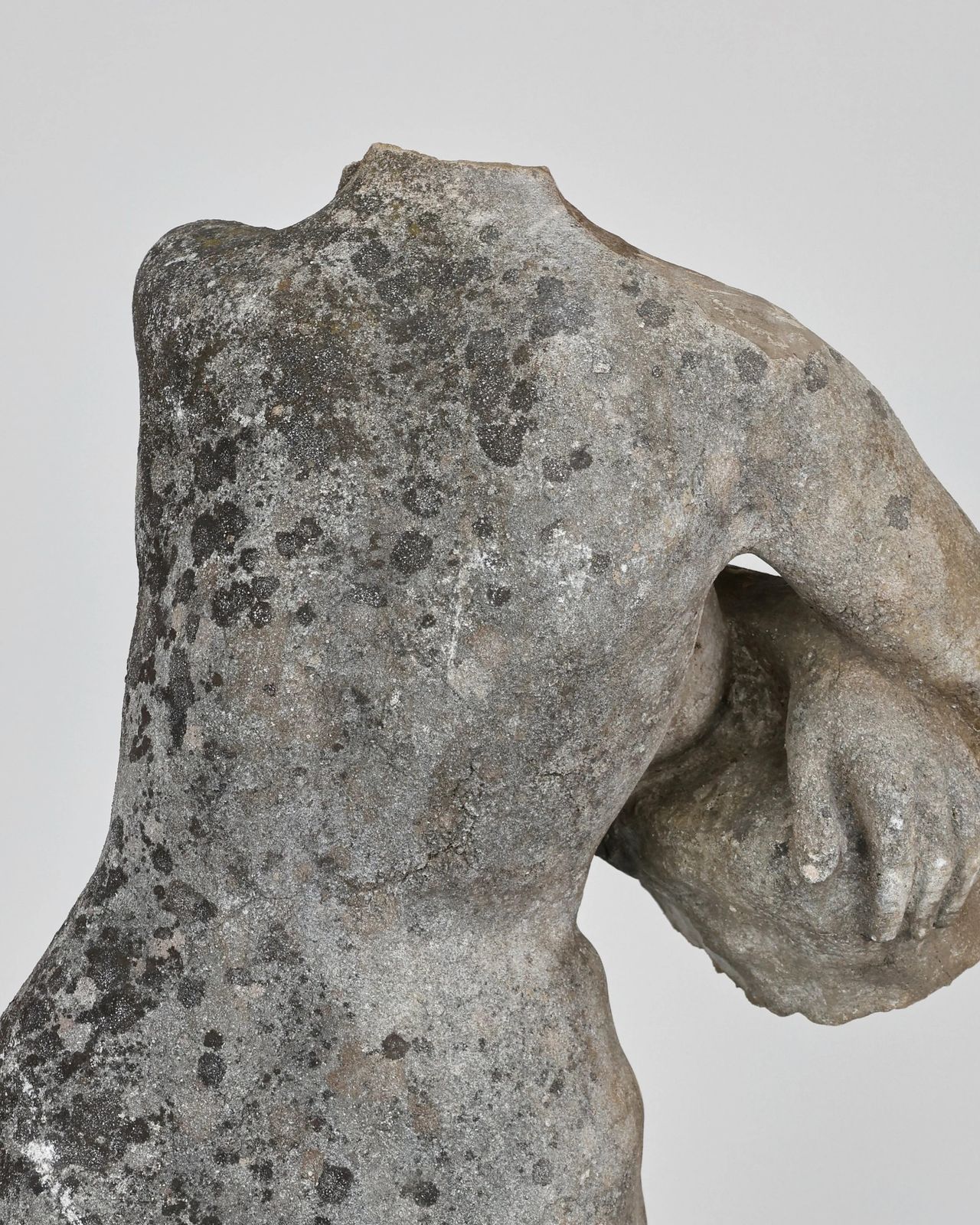 13640.0 Incredible Catalan Life Size Stone Female Torso With Provenance photo