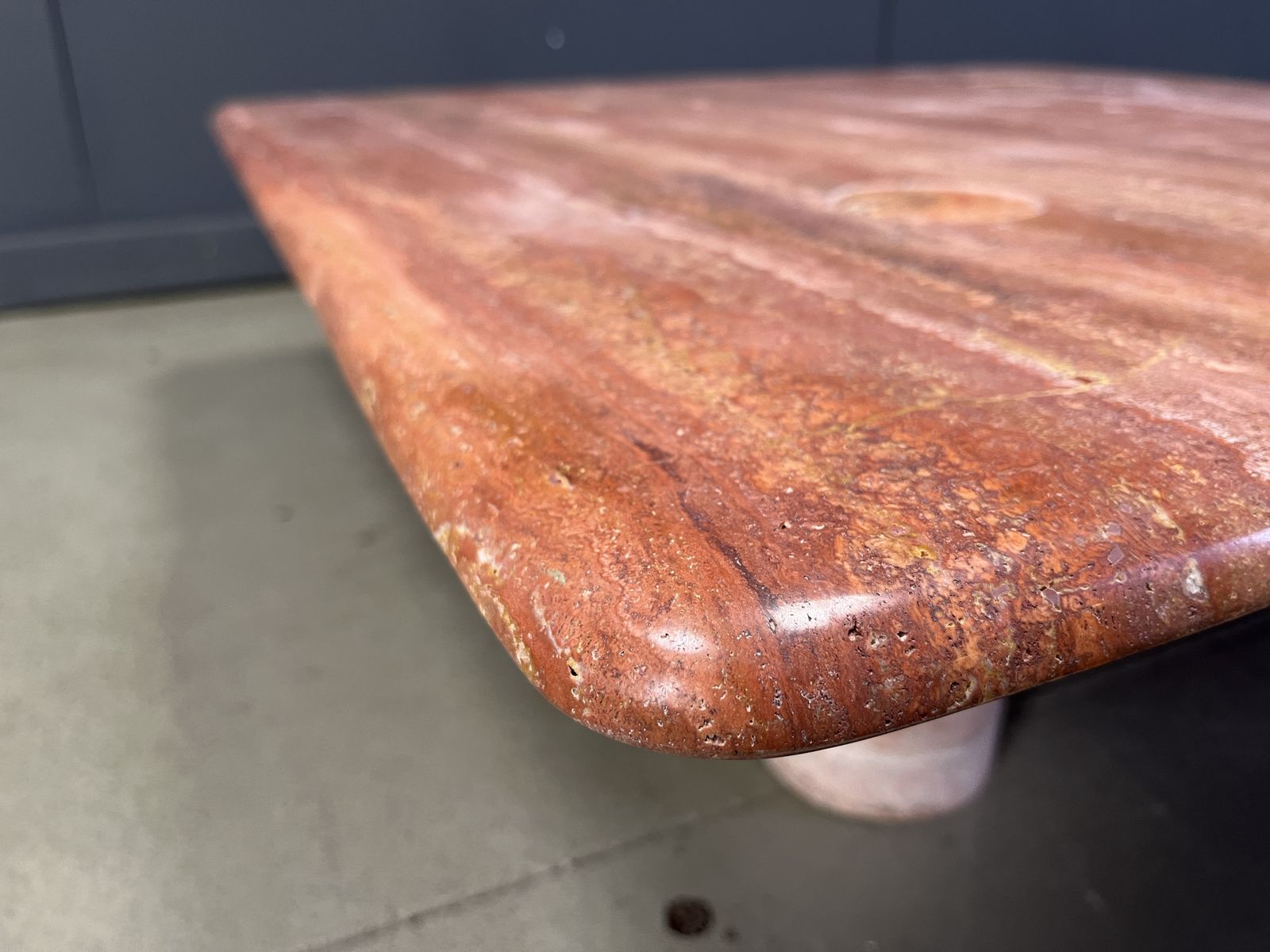Angelo Mangiarotti Red Travertine Coffee Table For Up&Up, Italy photo vinterior