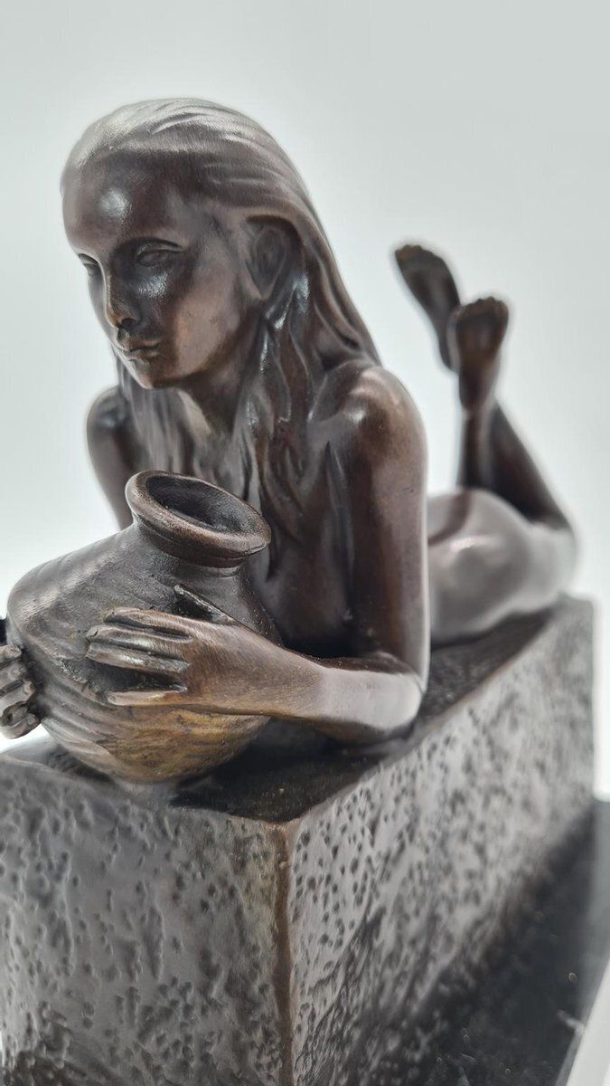 20th Century Bronze Aquarius Woman Figure From Pino, 1970s photo vinterior