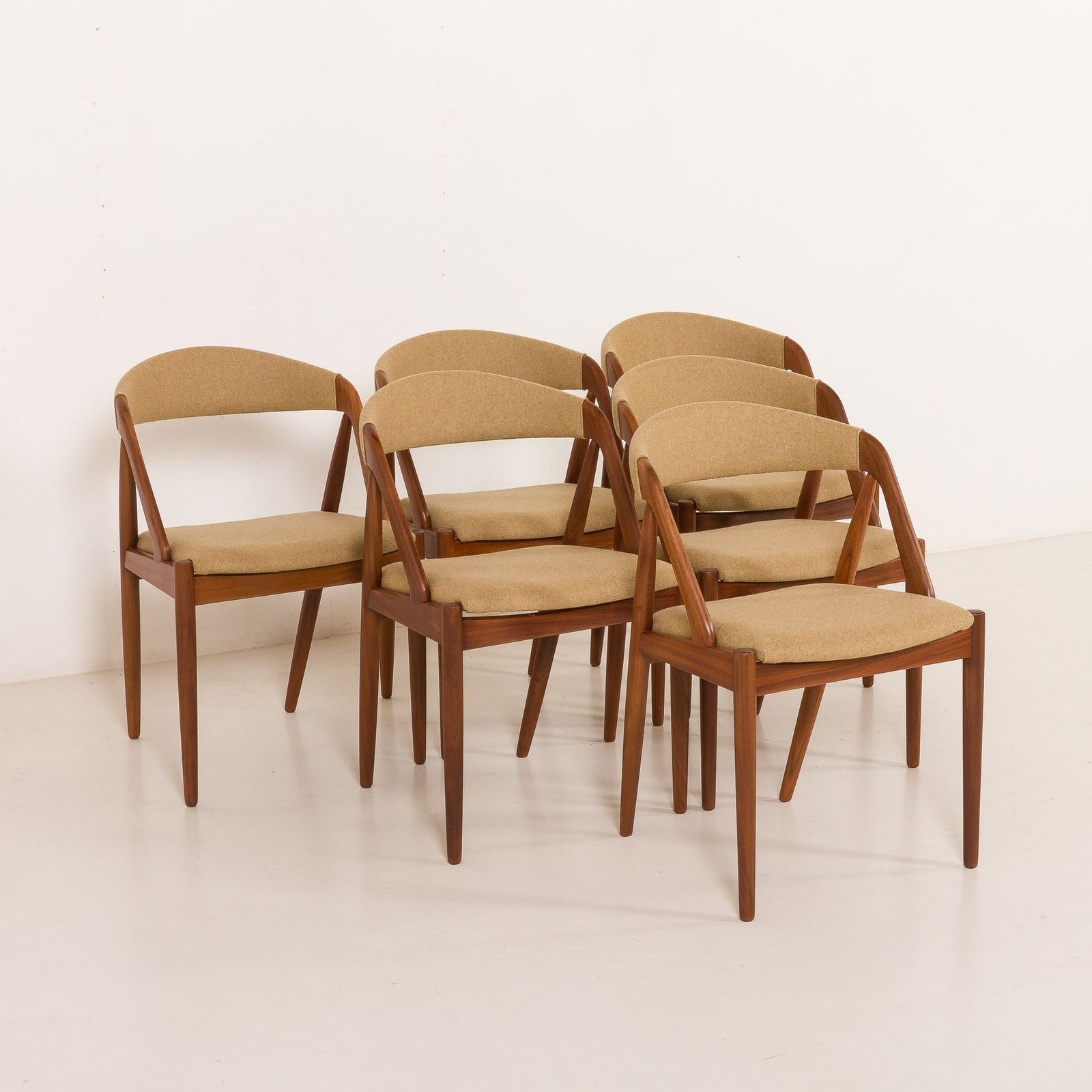 Kai Kristiansen Model 31 Chairs, Set Of 6, Denmark 1960s photo Furniture