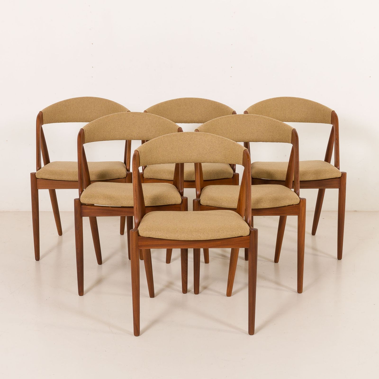 Kai Kristiansen Model 31 Chairs, Set Of 6, Denmark 1960s photo vinterior