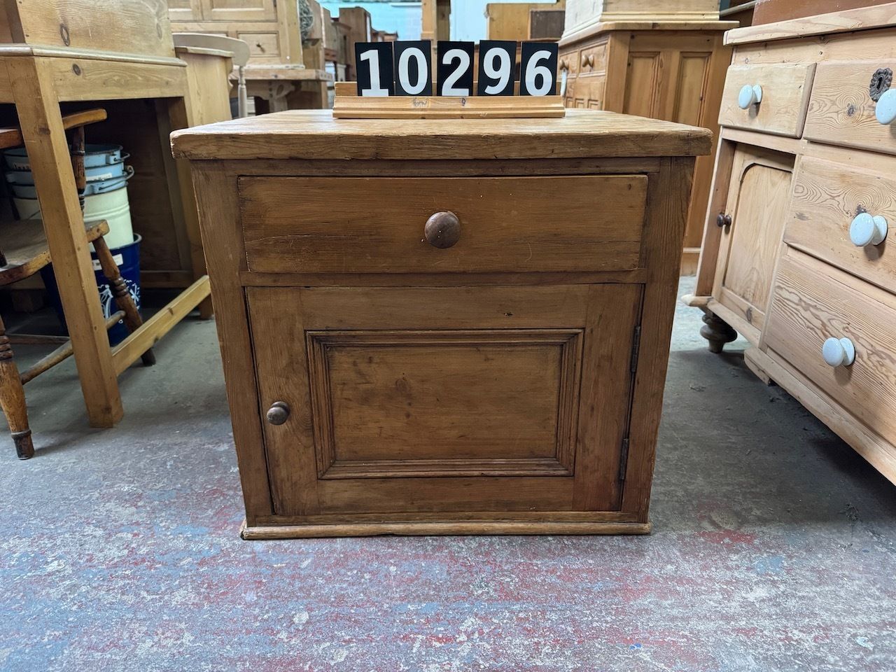 Small And Deep Victorian Antique Pine Cupboard  Perfect Tv Stand! photo Furniture
