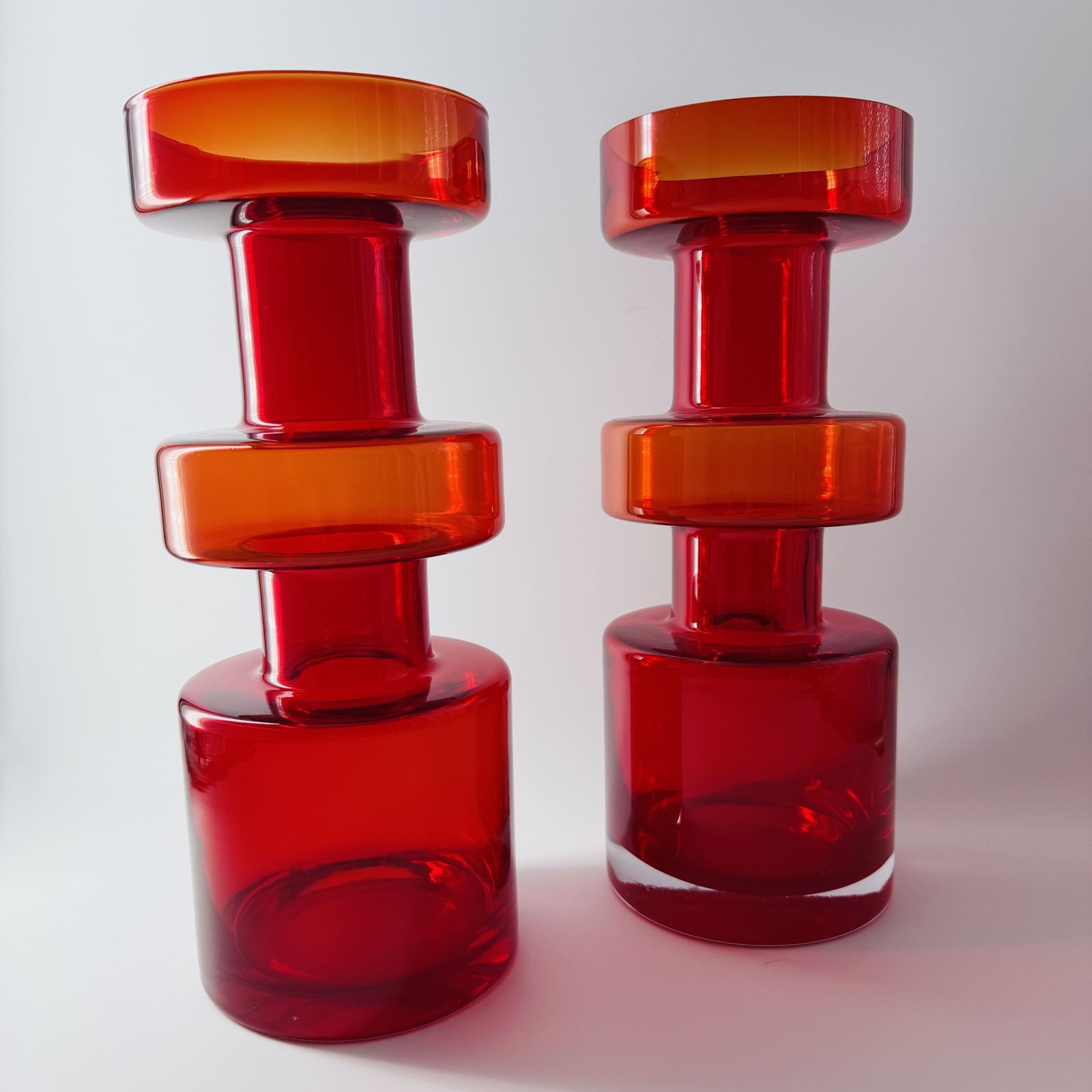 Finnish Art Glass Pair By Tamara Aladin For Riihimäen Lasi Oy photo 400.0