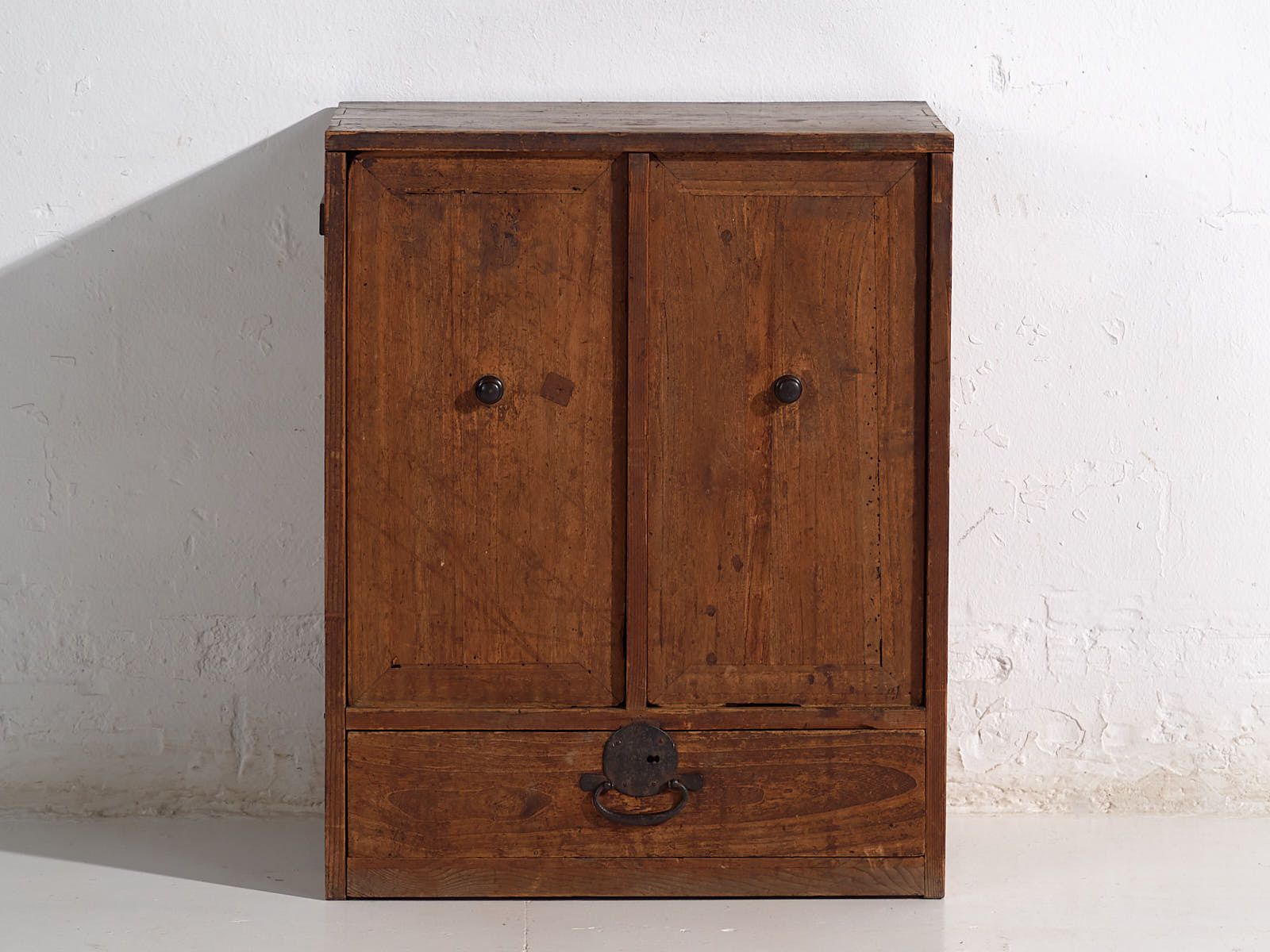 Antique Japanese Cedar Mizuya Ko Dansu Furniture, Meiji Taishō Period (C. 1890 1925) #39 photo vinterior