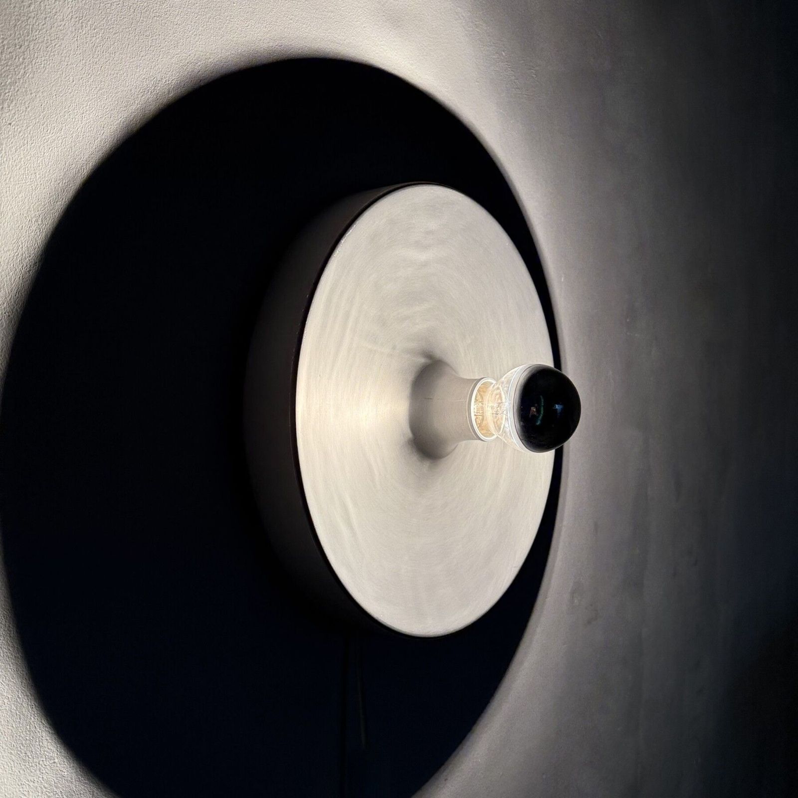 Mid Century Design Honsel Disc Lamp, Jaren 1970, Toegeschreven Aan Charlotte Perriand Voor Les Arcs photo for sale
