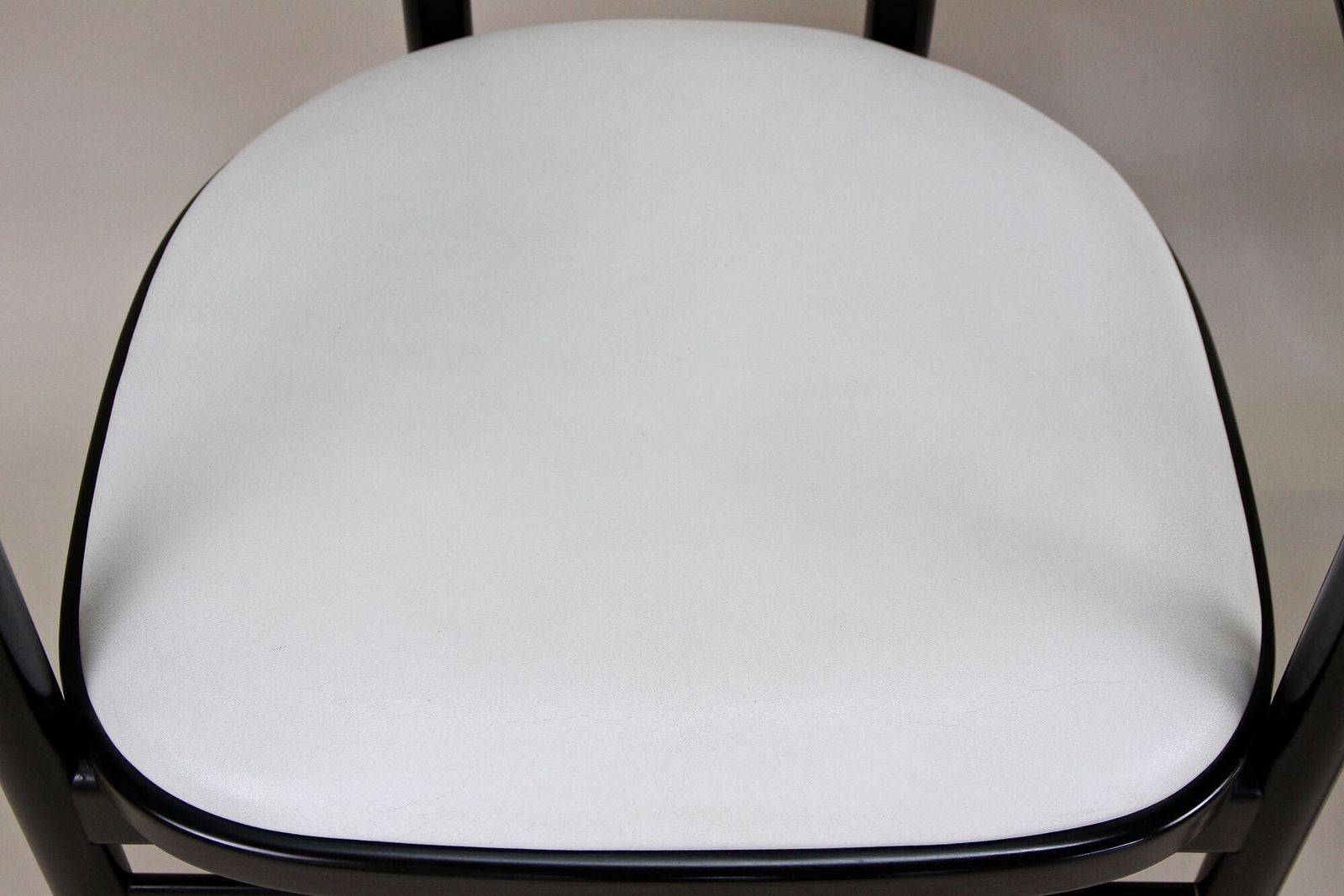 photo furniture 20th Century Contemporary Thonet Armchairs   White Leather Upholstery, At 1980s